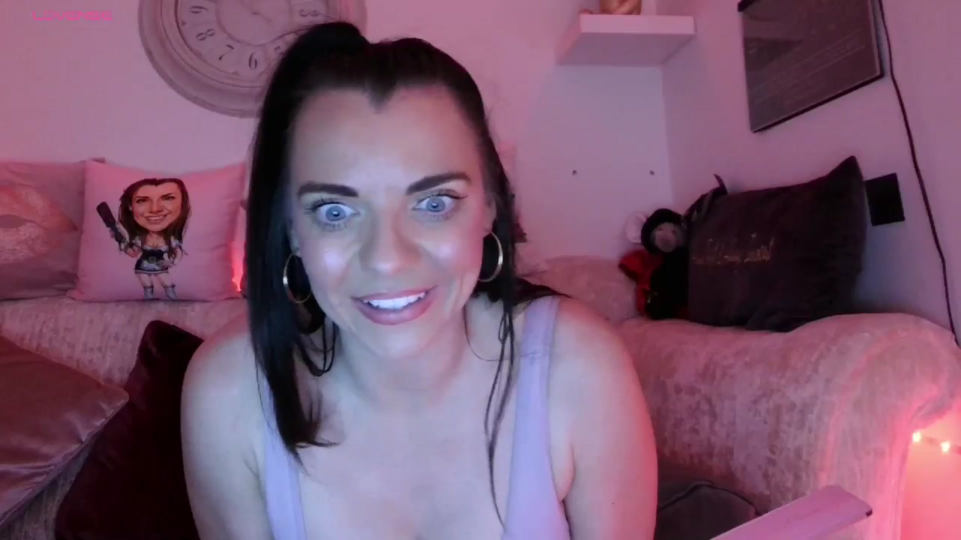 Gallery image thumbnail from innocentSamx's myfreecams stream on, 09/20/2023, 23:07 image 18 of 20