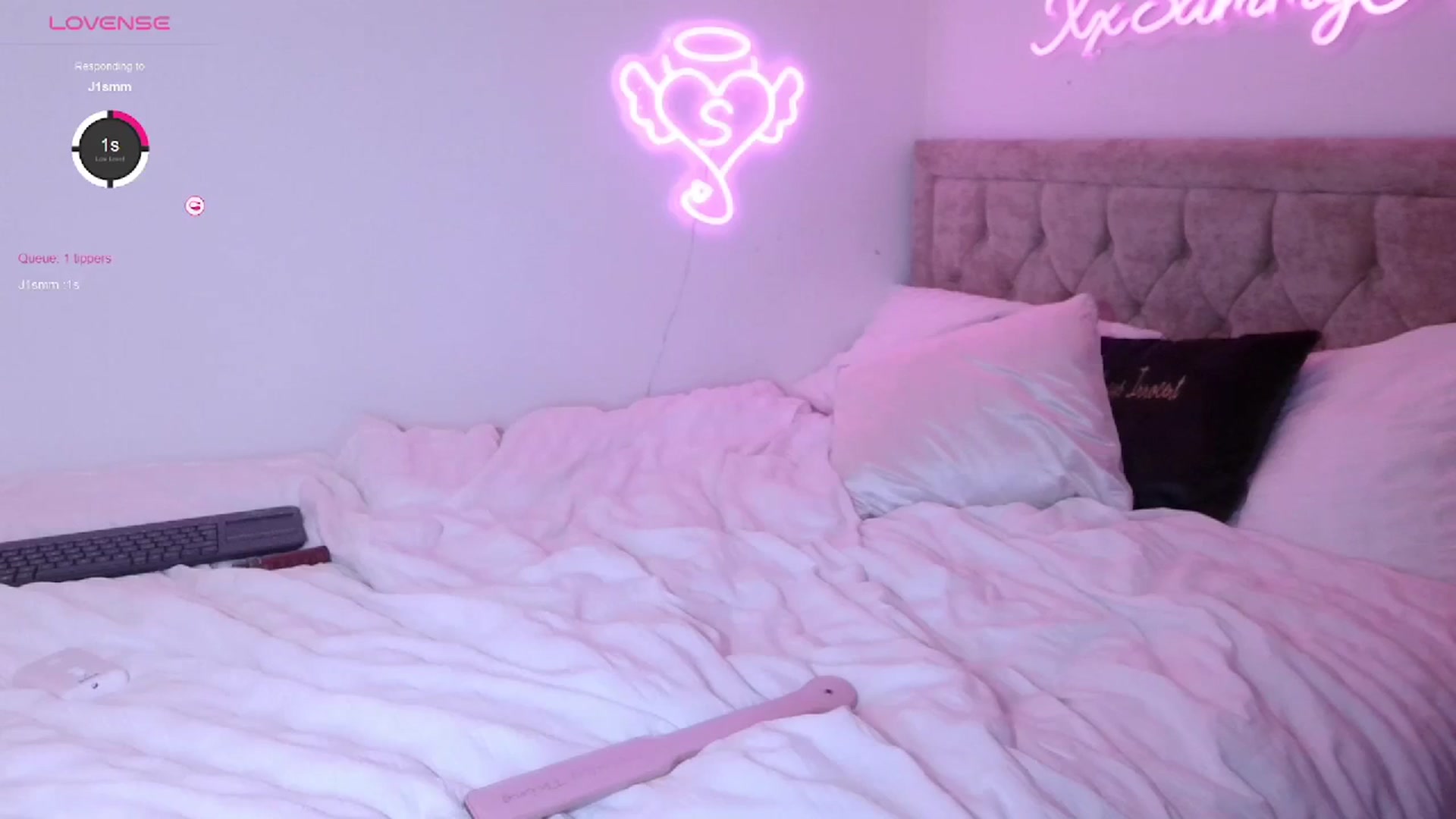 Gallery image thumbnail from innocentSamx's myfreecams stream on, 09/26/2023, 20:34 image 18 of 20