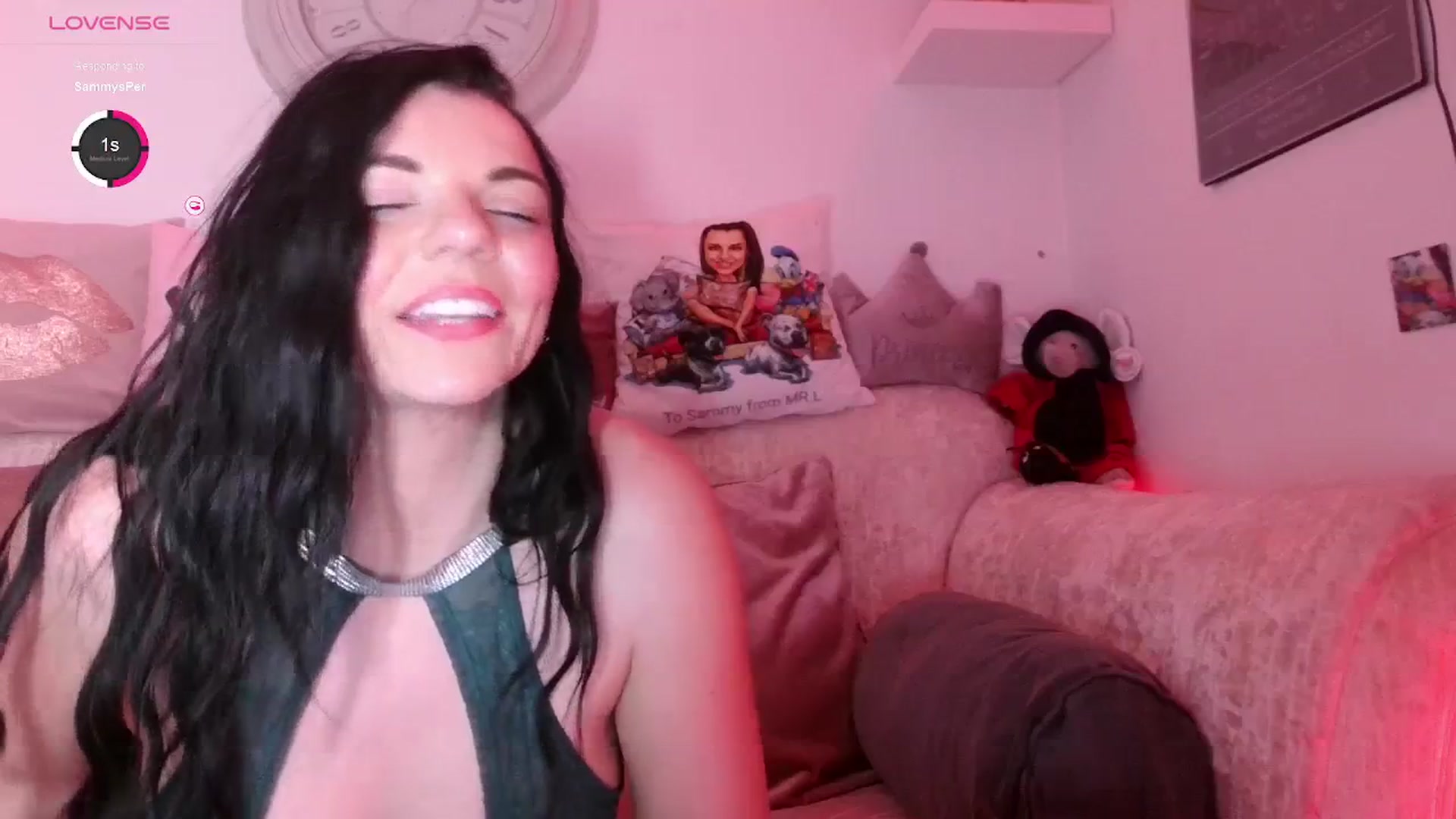 Gallery image thumbnail from innocentSamx's myfreecams stream on, 09/28/2023, 21:43 image 9 of 20