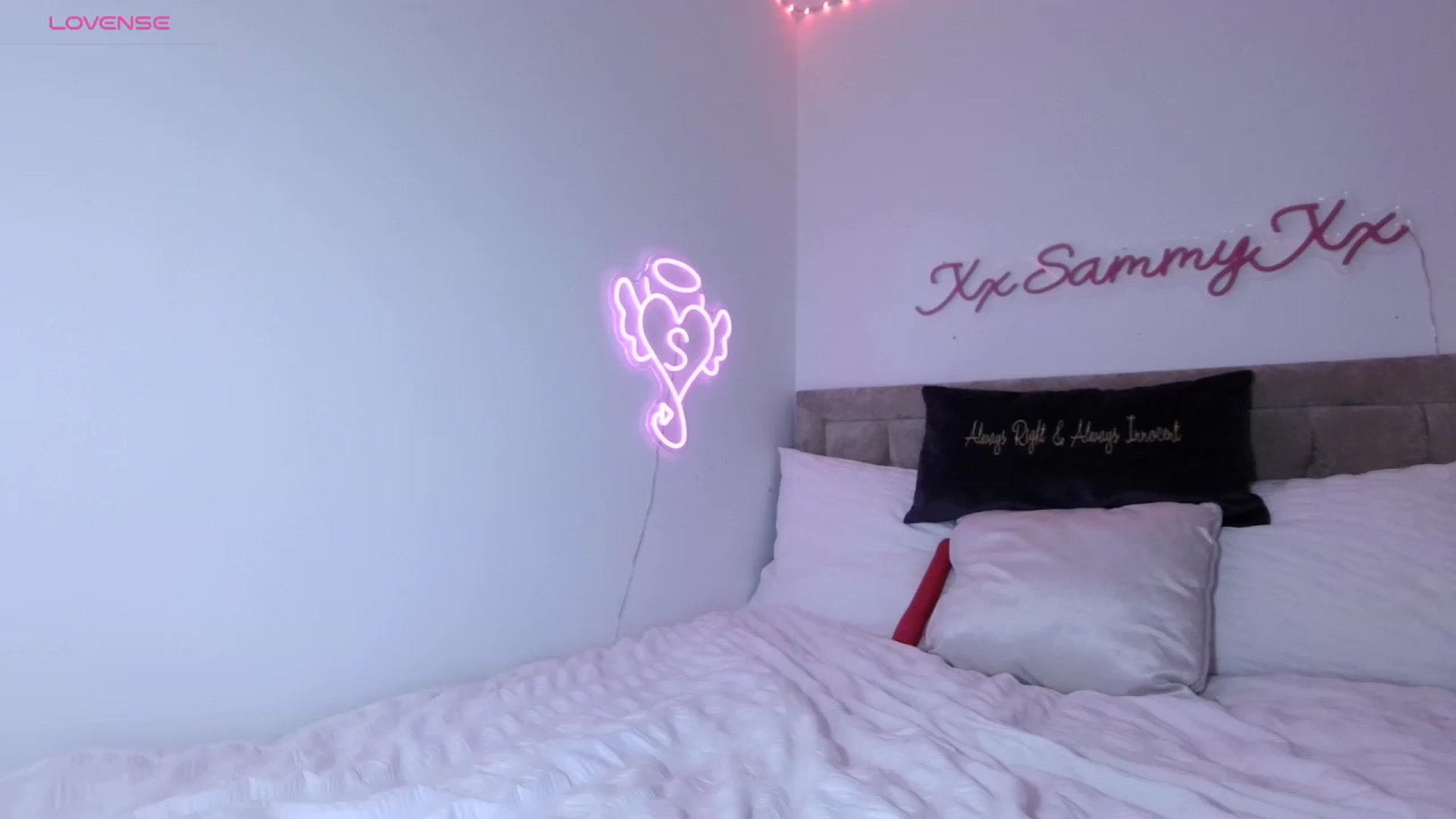 Gallery image thumbnail from innocentSamx's myfreecams stream on, 09/30/2023, 12:29 image 20 of 20