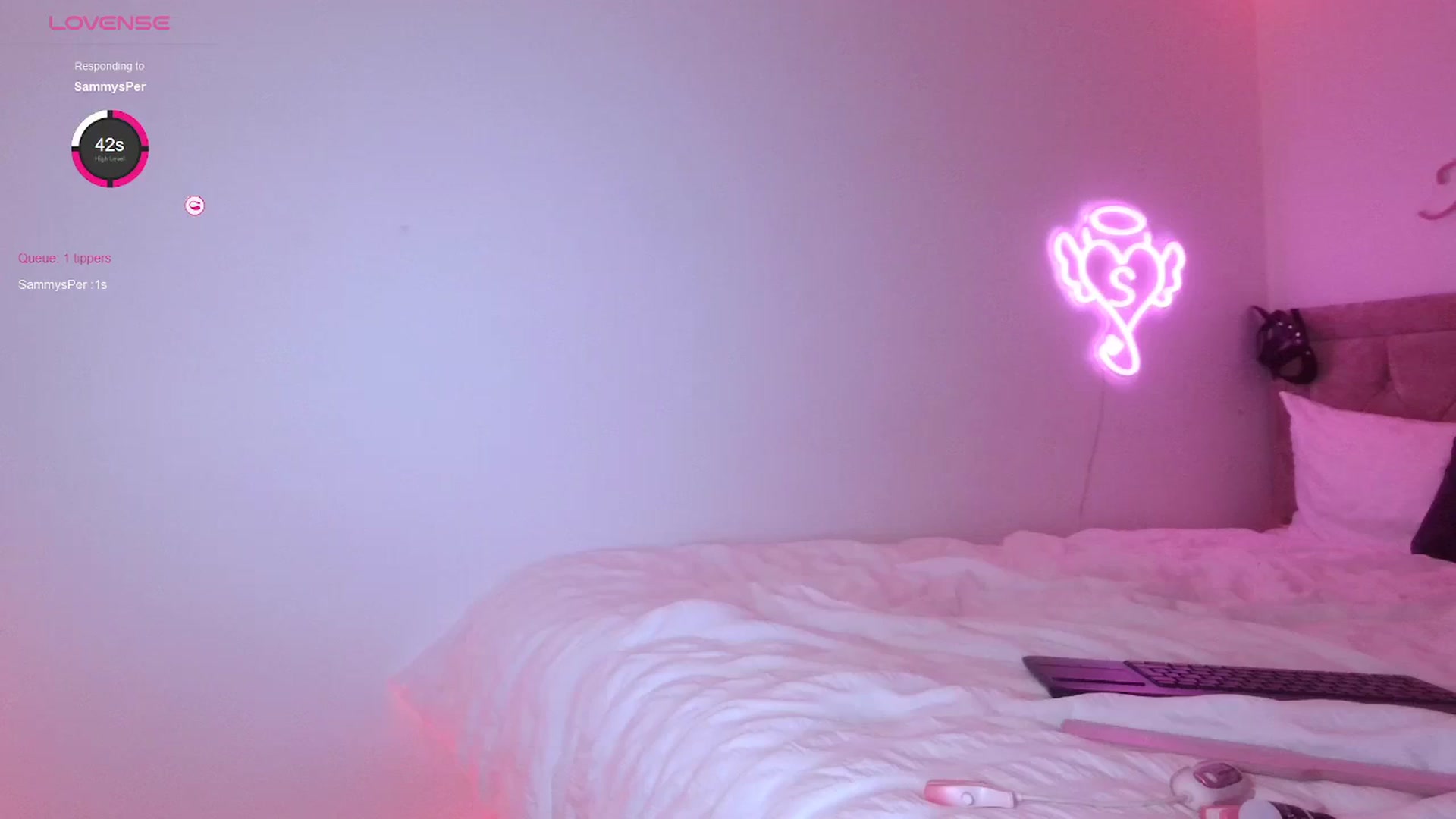 Gallery image thumbnail from innocentSamx's myfreecams stream on, 10/13/2023, 22:15 image 7 of 20