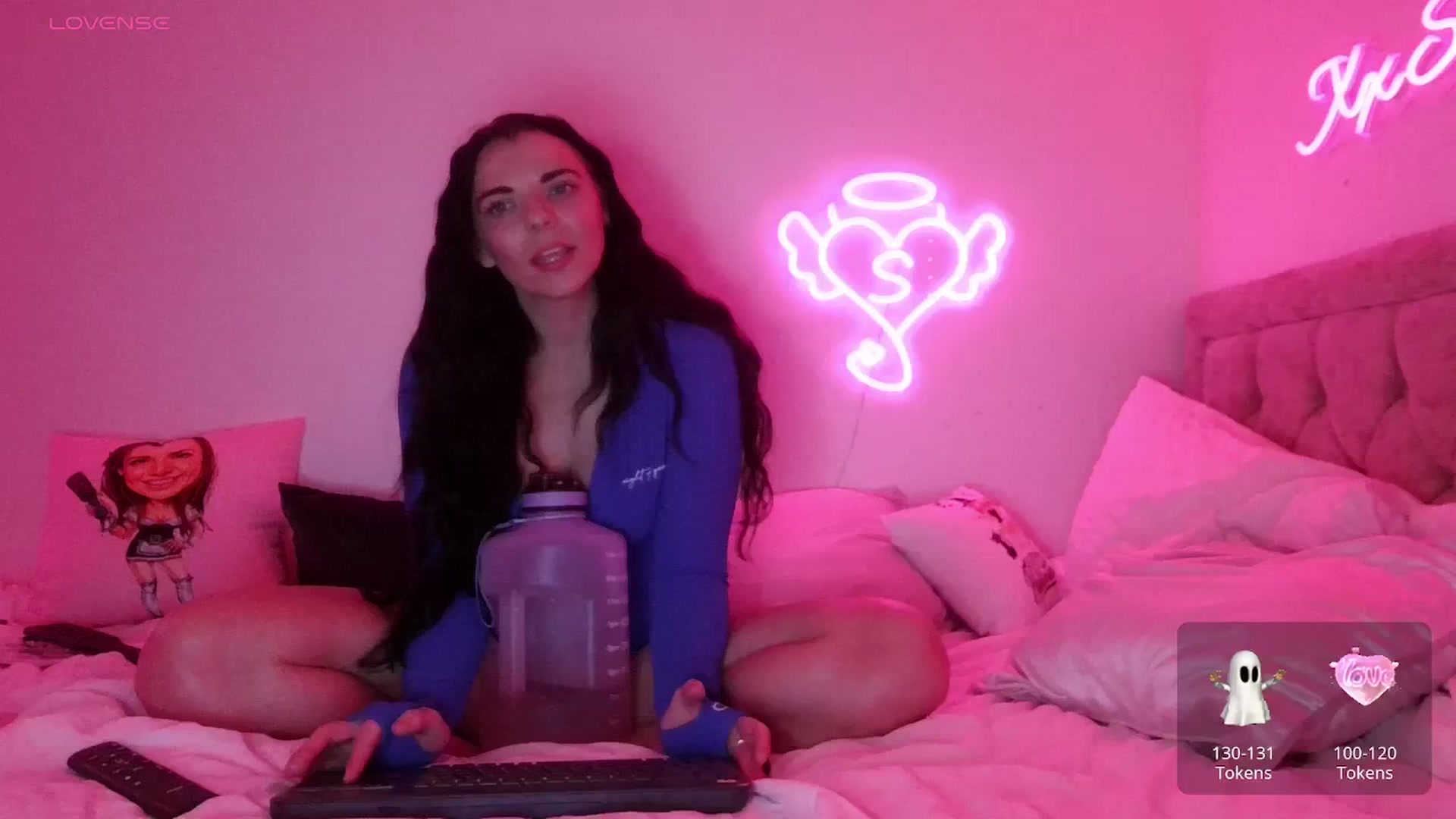 Gallery image thumbnail from innocentSamx's myfreecams stream on, 11/02/2023, 21:39 image 5 of 20