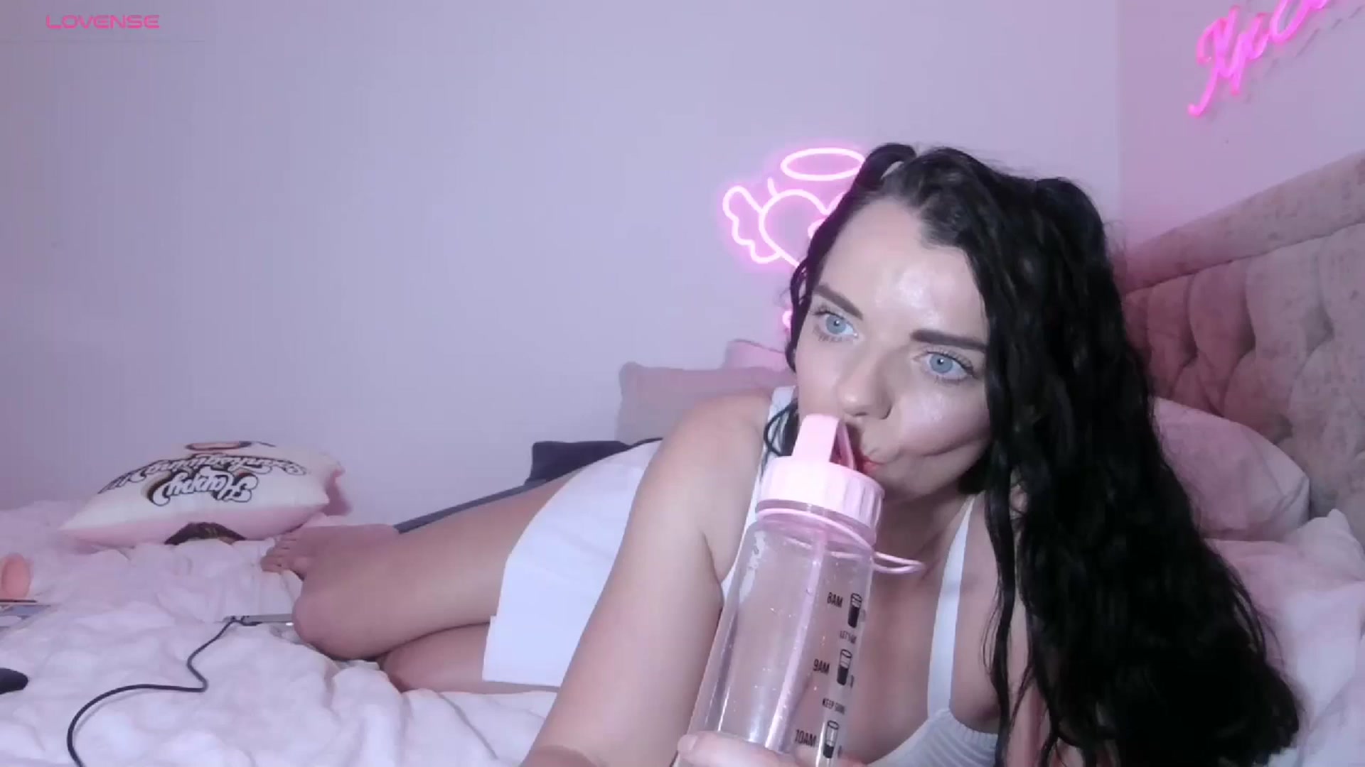 Gallery image thumbnail from innocentSamx's myfreecams stream on, 11/04/2023, 15:33 image 4 of 20