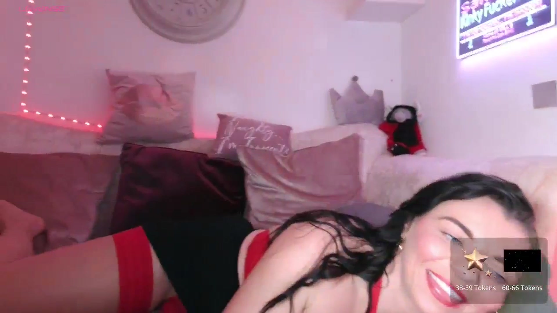 Gallery image thumbnail from innocentSamx's myfreecams stream on, 11/09/2023, 19:28 image 11 of 20