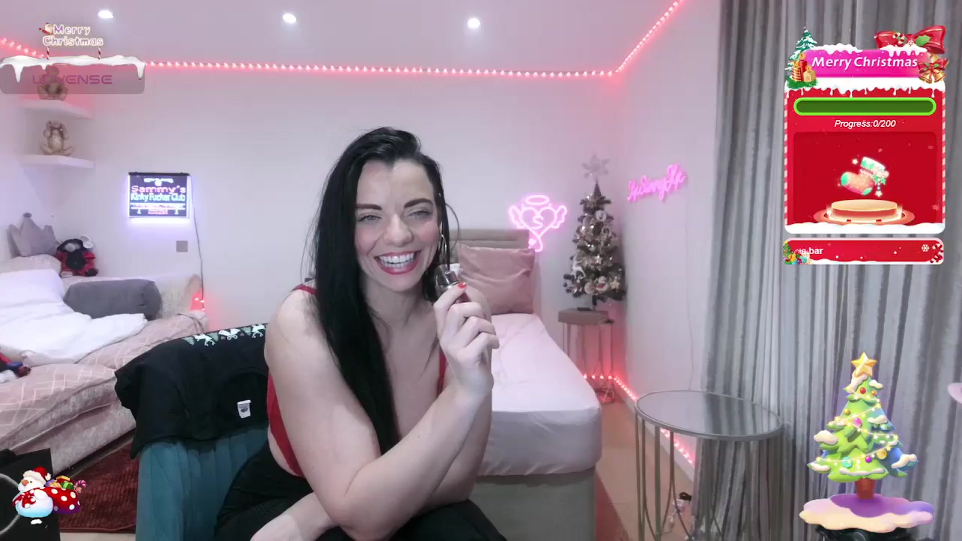 Gallery image thumbnail from innocentSamx's myfreecams stream on, 12/17/2023, 22:21 image 4 of 20