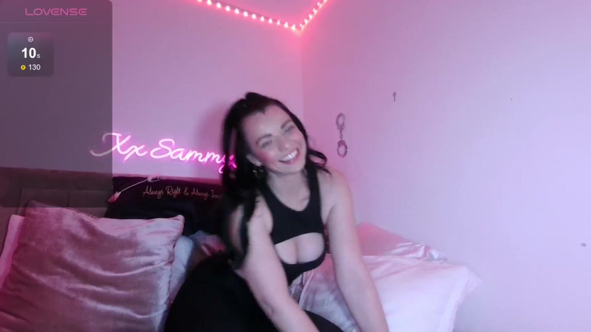 Gallery image thumbnail from innocentSamx's myfreecams stream on, 01/08/2024, 20:53 image 10 of 20