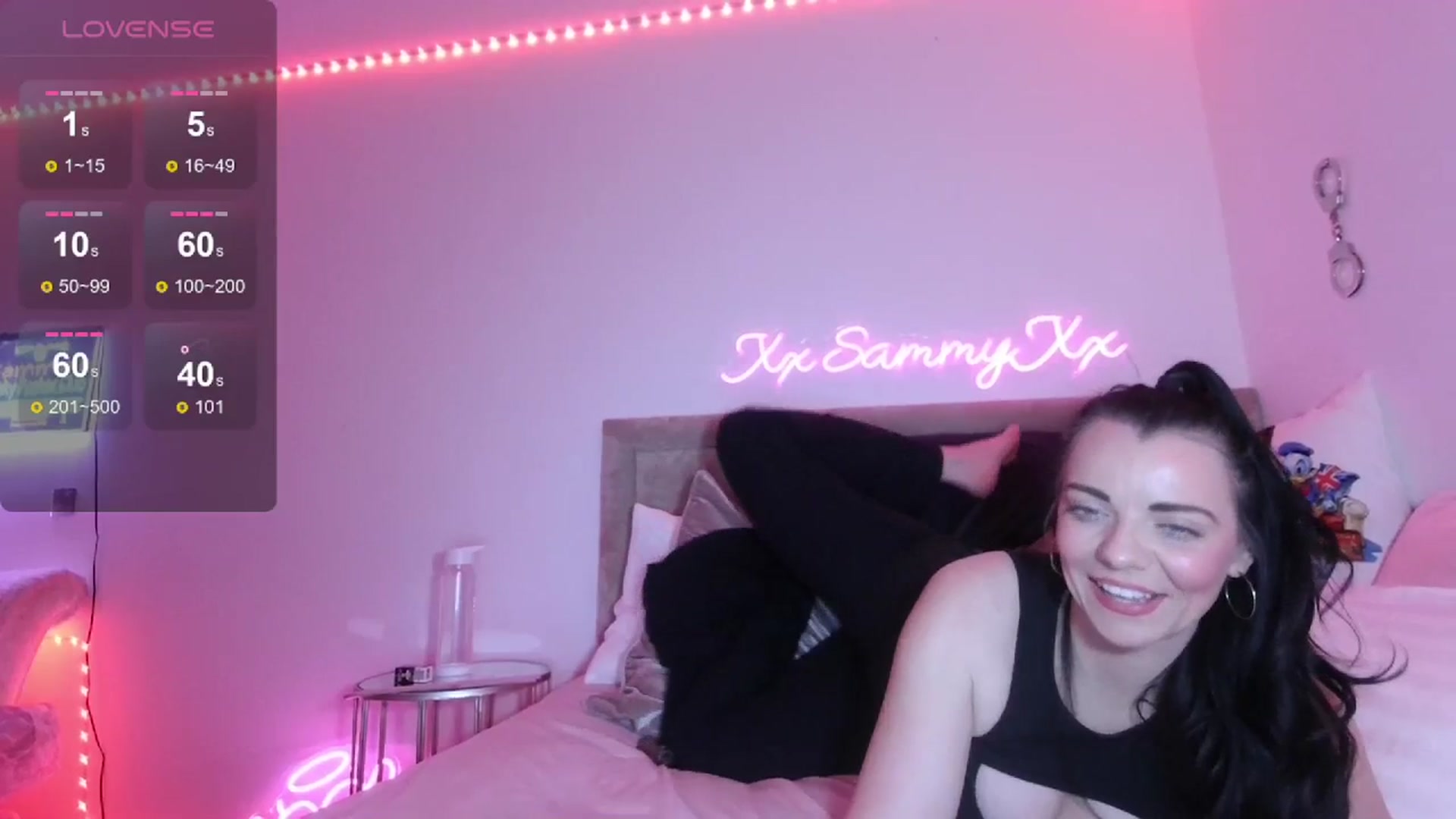 Gallery image thumbnail from innocentSamx's myfreecams stream on, 01/08/2024, 20:53 image 19 of 20
