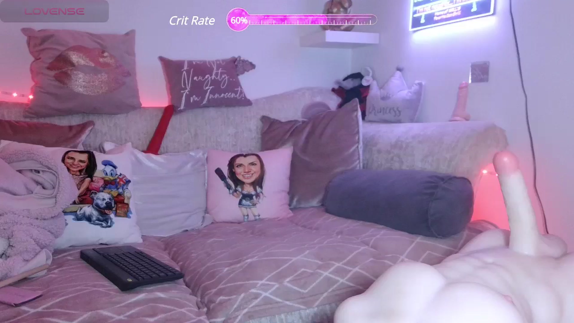 Gallery image thumbnail from innocentSamx's myfreecams stream on, 01/28/2024, 13:49 image 17 of 20