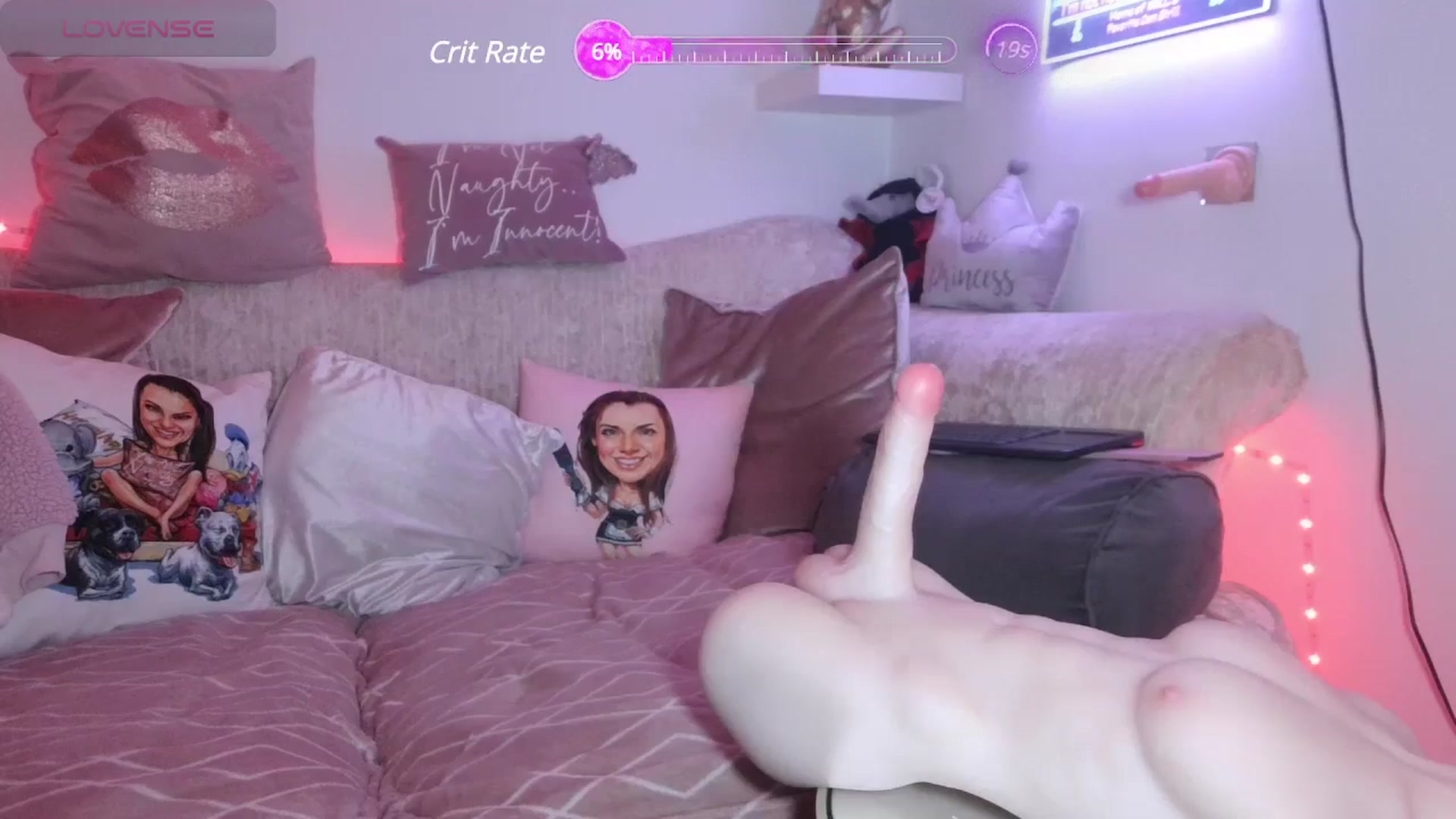 Gallery image thumbnail from innocentSamx's myfreecams stream on, 01/28/2024, 17:34 image 8 of 20