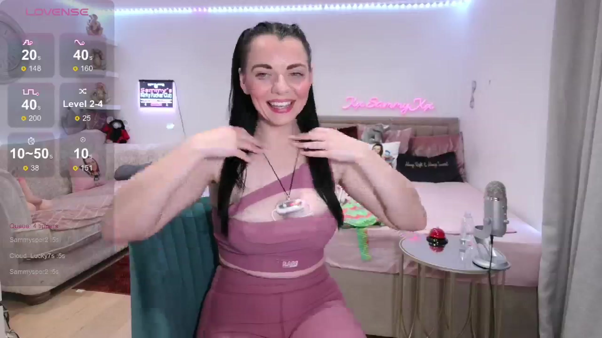 Gallery image thumbnail from innocentSamx's myfreecams stream on, 02/08/2024, 20:52 image 14 of 20