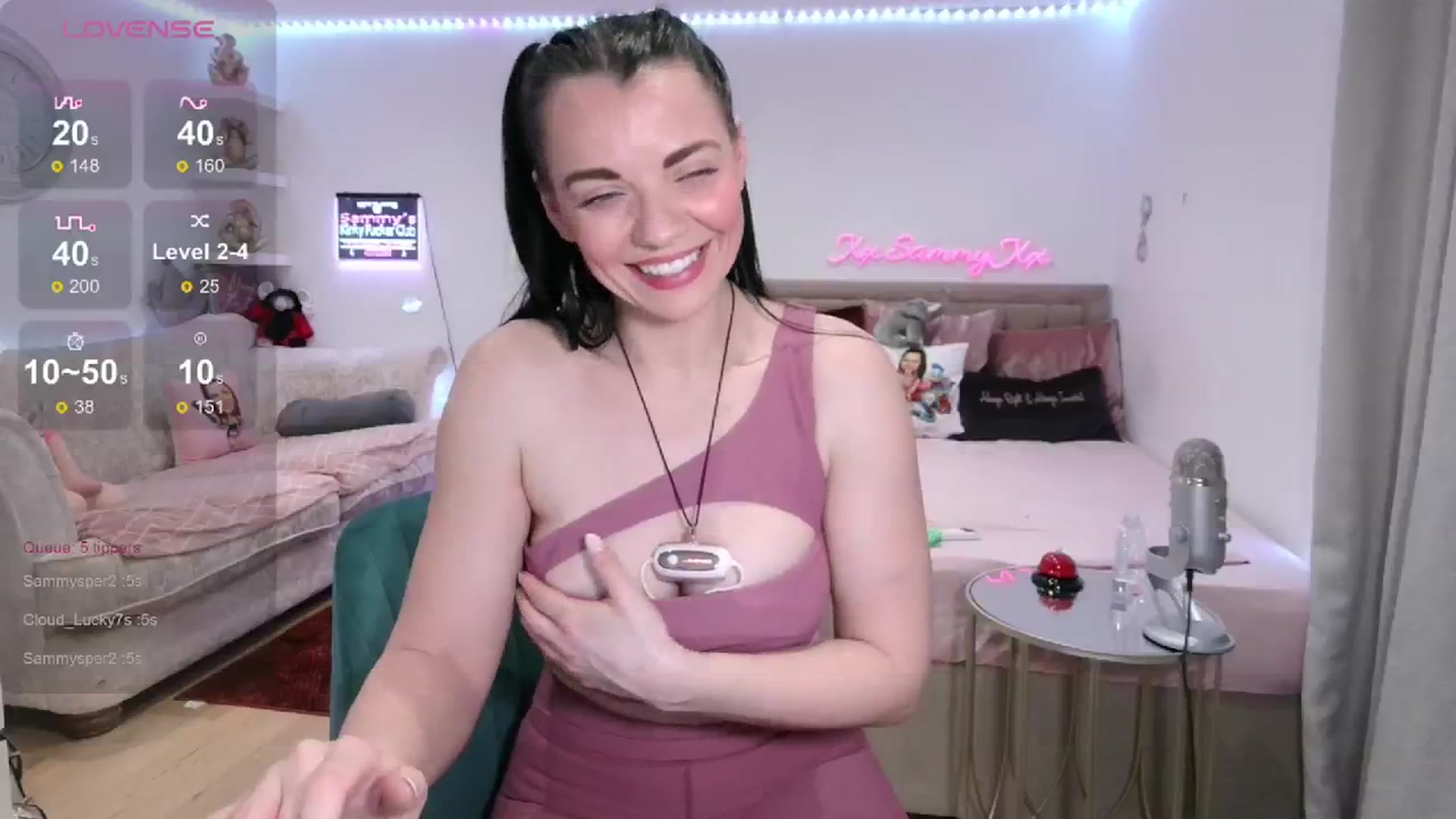 Gallery image thumbnail from innocentSamx's myfreecams stream on, 02/08/2024, 20:52 image 18 of 20