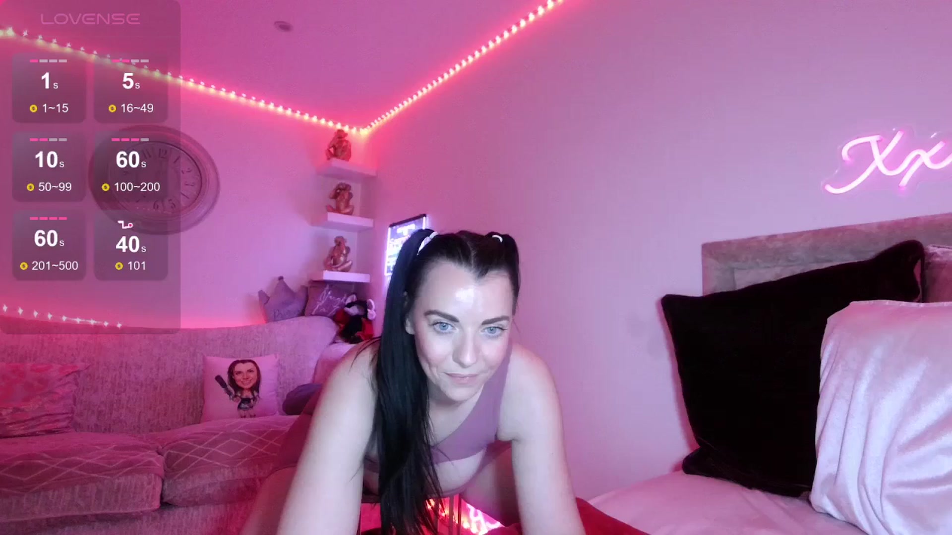 Gallery image thumbnail from innocentSamx's myfreecams stream on, 02/09/2024, 24:33 image 17 of 20