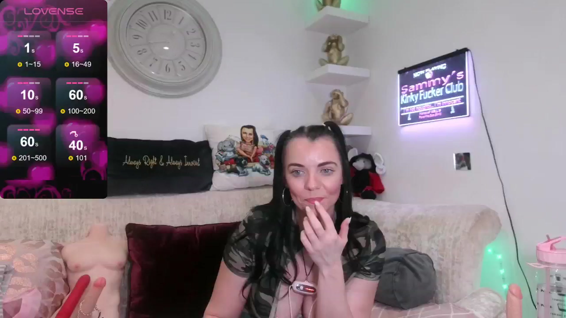 Gallery image thumbnail from innocentSamx's myfreecams stream on, 02/13/2024, 20:55 image 16 of 20