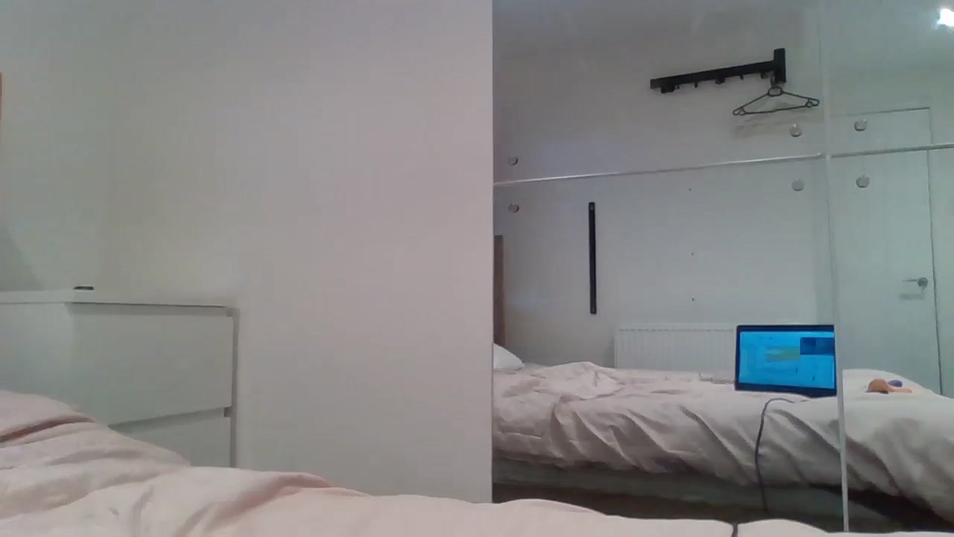 Gallery image thumbnail from innocentSamx's myfreecams stream on, 02/23/2024, 13:38 image 16 of 20