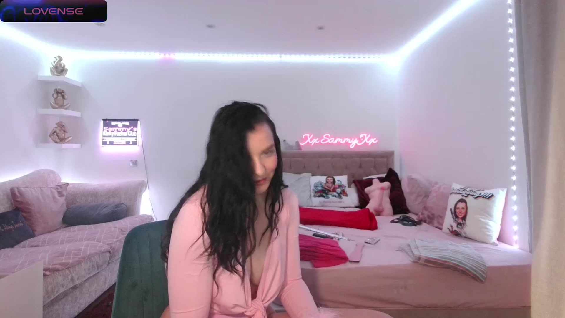 Gallery image thumbnail from innocentSamx's myfreecams stream on, 03/05/2024, 16:02 image 7 of 20