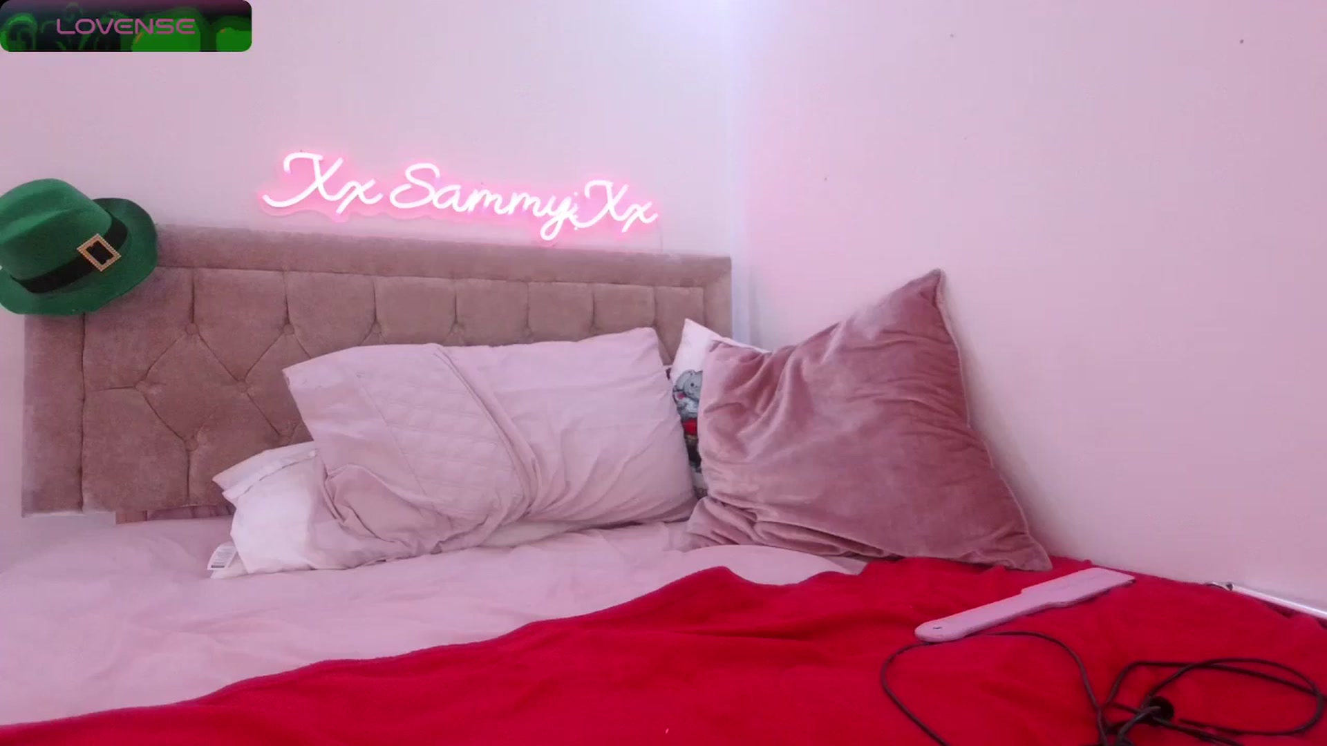 Gallery image thumbnail from innocentSamx's myfreecams stream on, 03/15/2024, 22:09 image 10 of 20