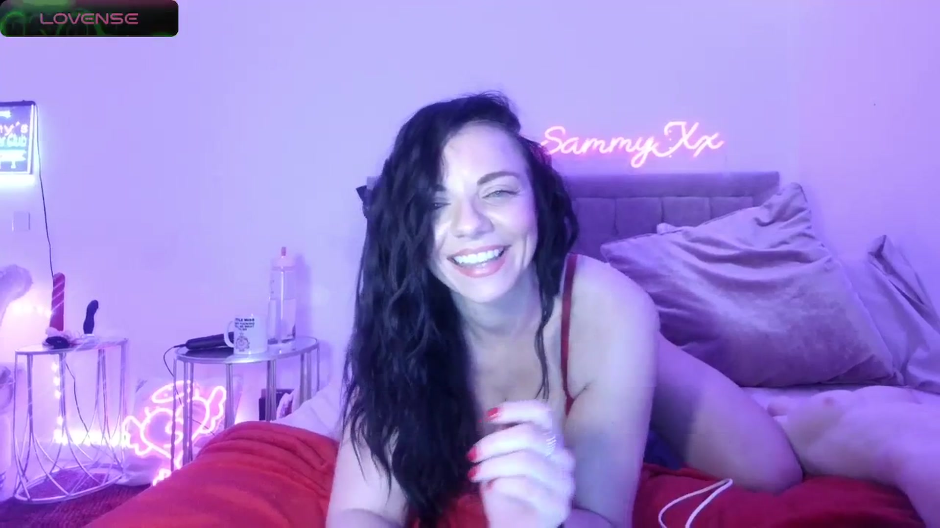 Gallery image thumbnail from innocentSamx's myfreecams stream on, 03/19/2024, 01:08 image 12 of 20