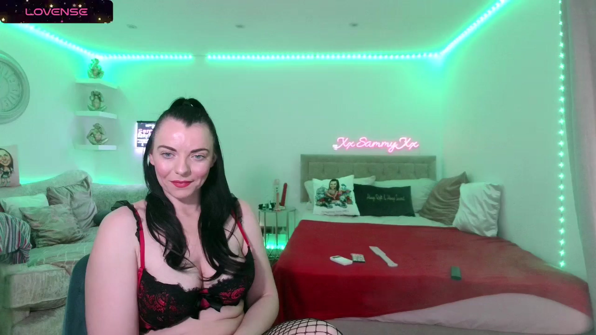 Gallery image thumbnail from innocentSamx's myfreecams stream on, 04/07/2024, 12:09 image 18 of 20