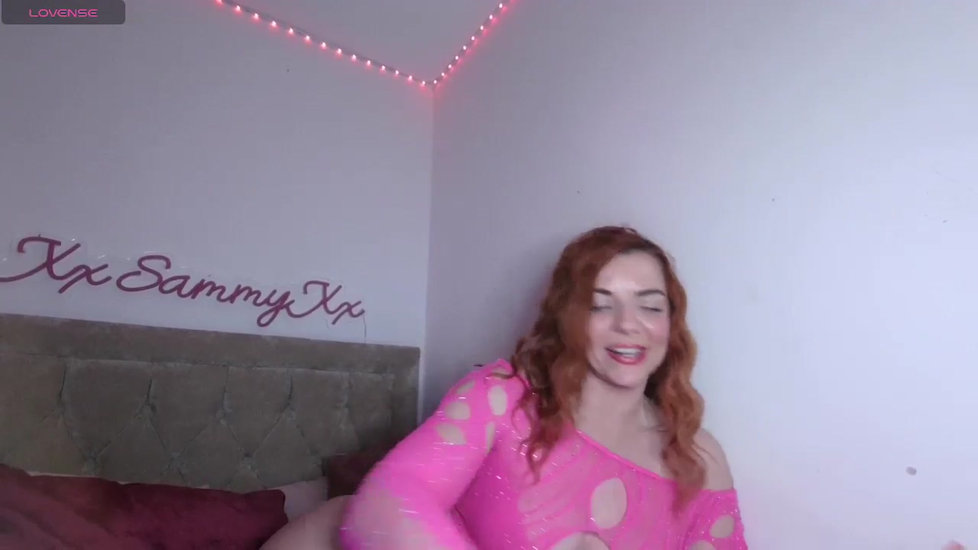 Gallery image thumbnail from innocentSamx's myfreecams stream on, 06/13/2024, 23:10 image 3 of 20