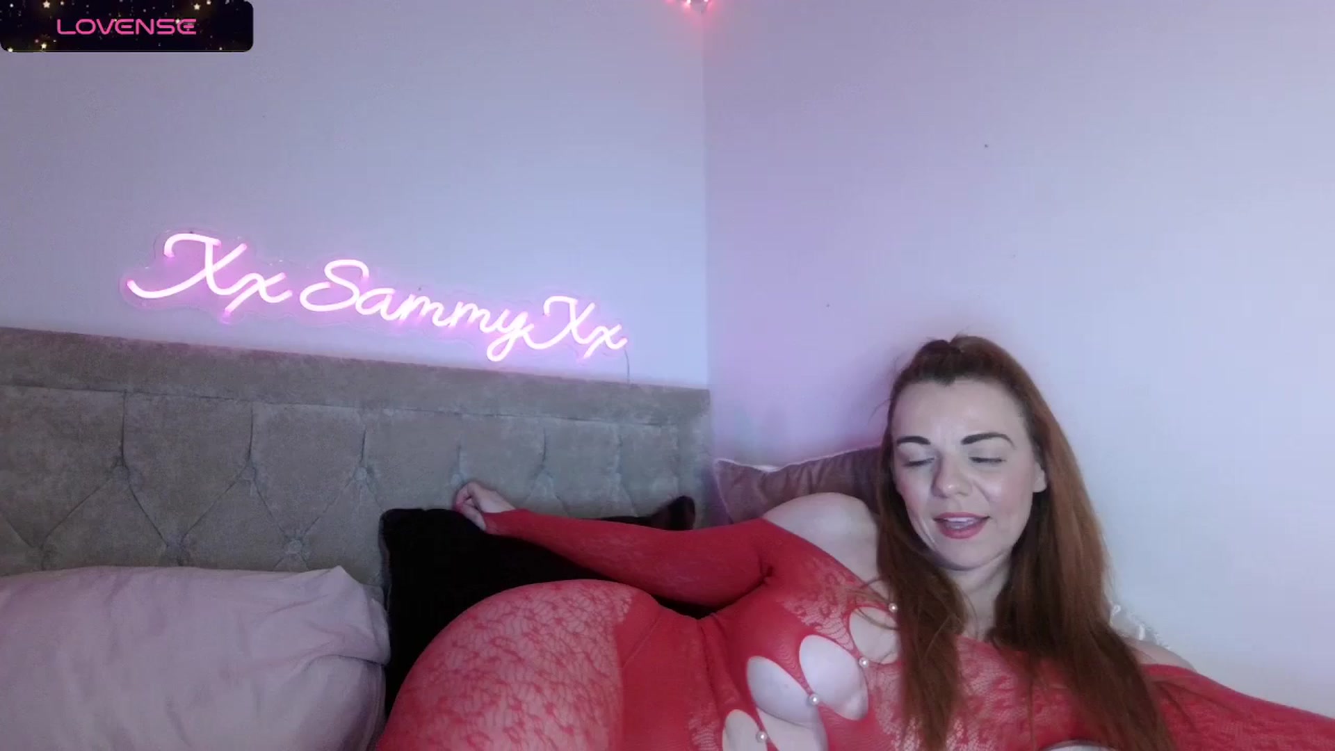 Gallery image thumbnail from innocentSamx's myfreecams stream on, 06/17/2024, 21:00 image 12 of 20