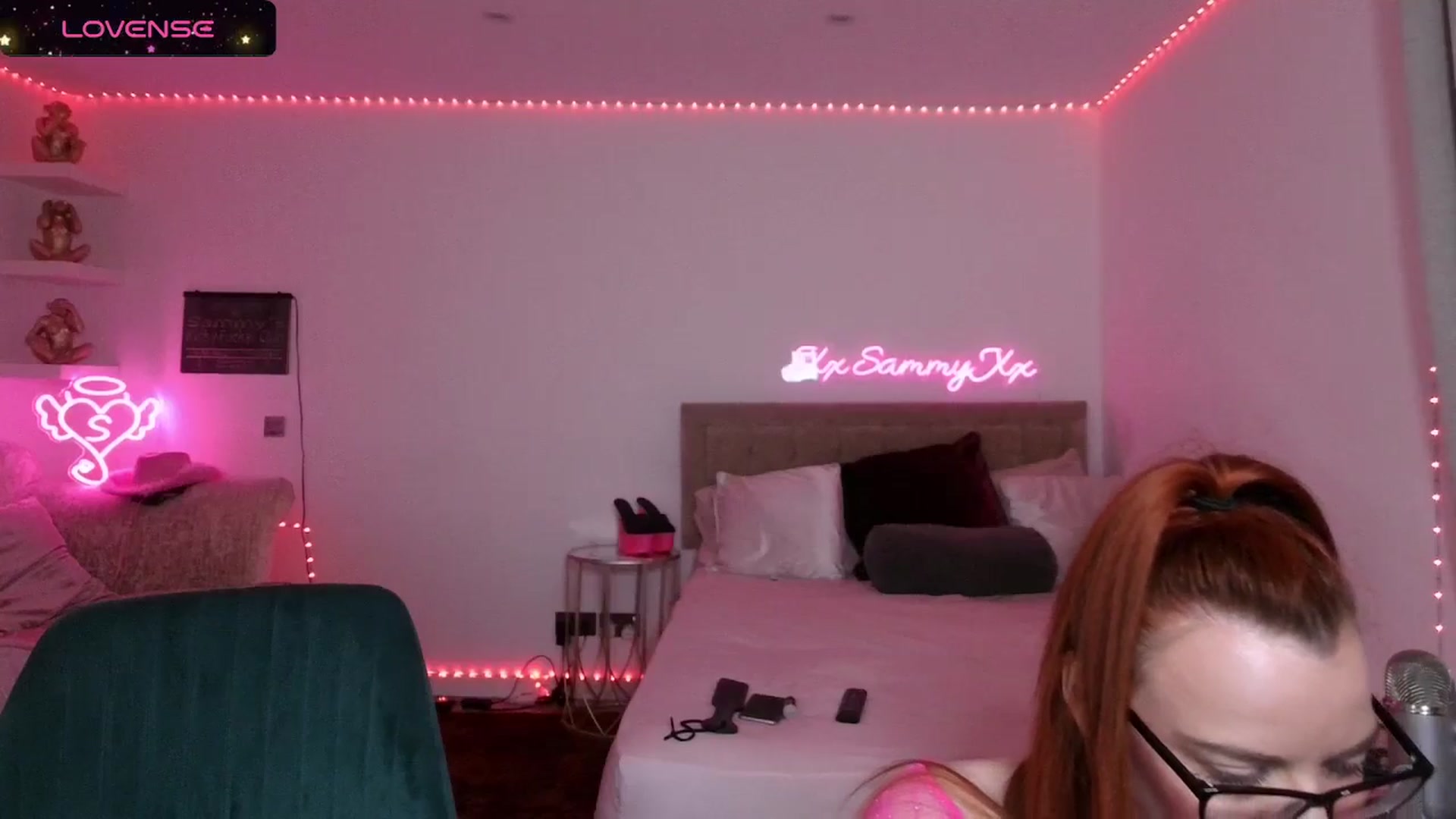 Gallery image thumbnail from innocentSamx's myfreecams stream on, 07/03/2024, 20:24 image 6 of 20