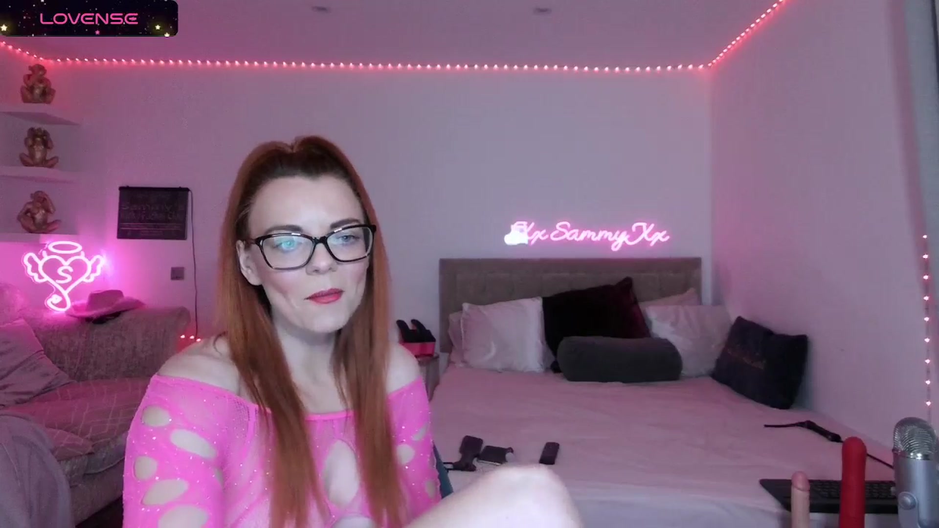 Gallery image thumbnail from innocentSamx's myfreecams stream on, 07/03/2024, 20:24 image 3 of 20