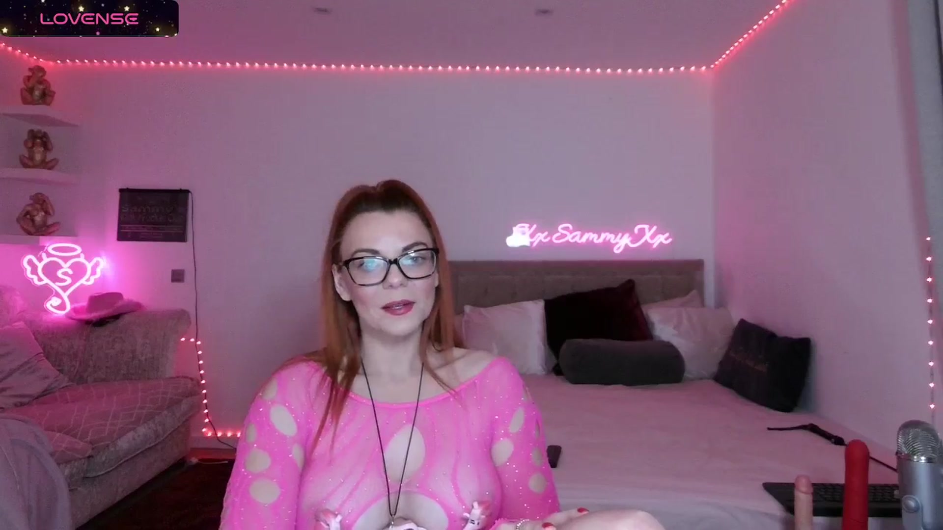 Gallery image thumbnail from innocentSamx's myfreecams stream on, 07/03/2024, 20:24 image 8 of 20