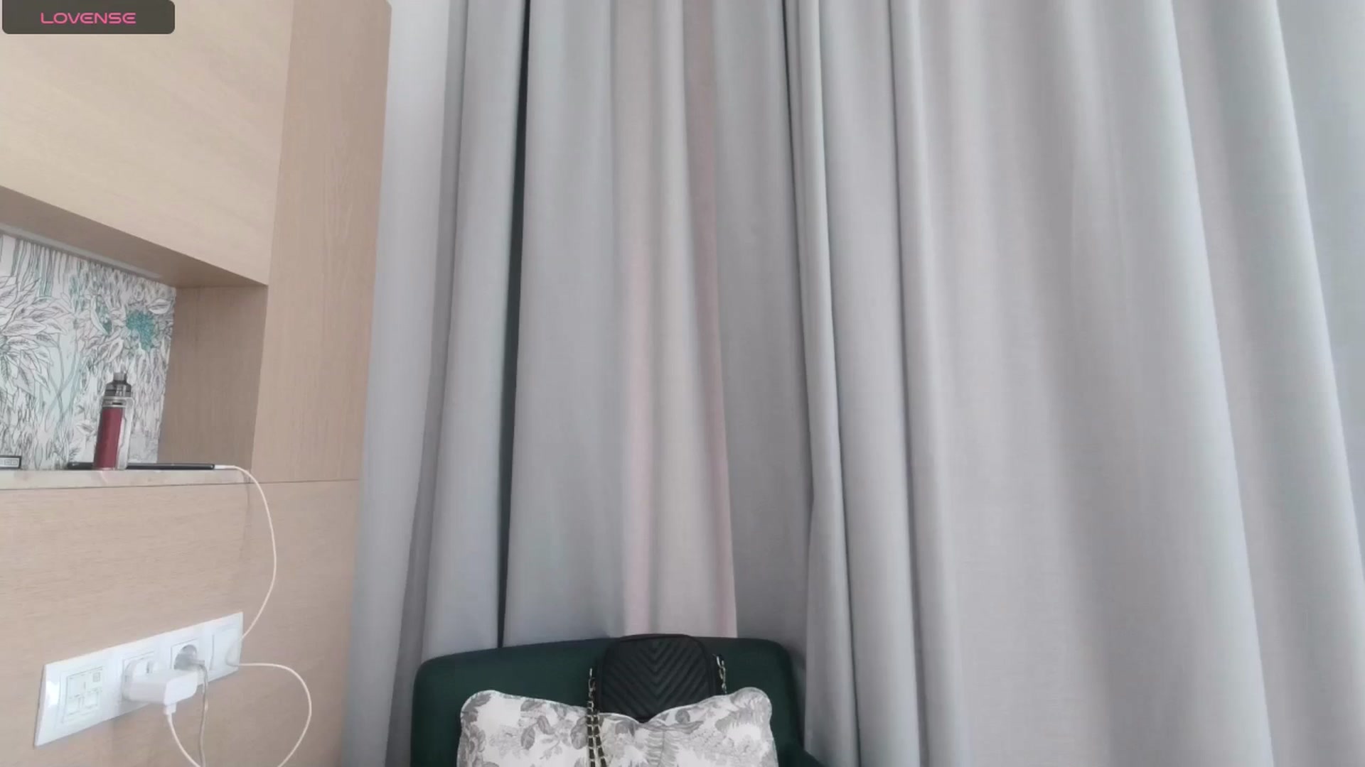 Gallery image thumbnail from innocentSamx's myfreecams stream on, 07/23/2024, 12:20 image 19 of 20