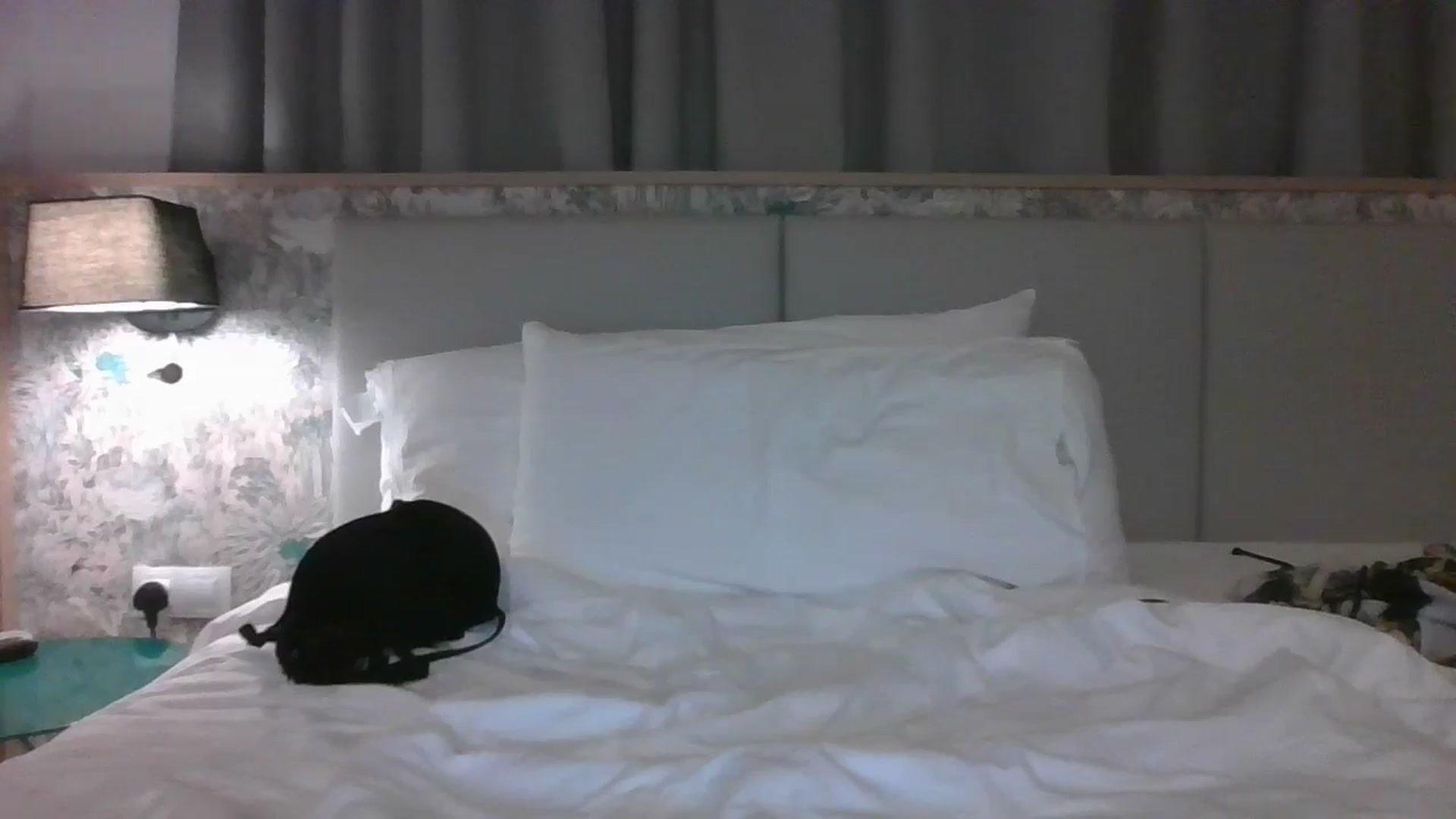 Gallery image thumbnail from innocentSamx's myfreecams stream on, 07/28/2024, 24:33 image 12 of 20