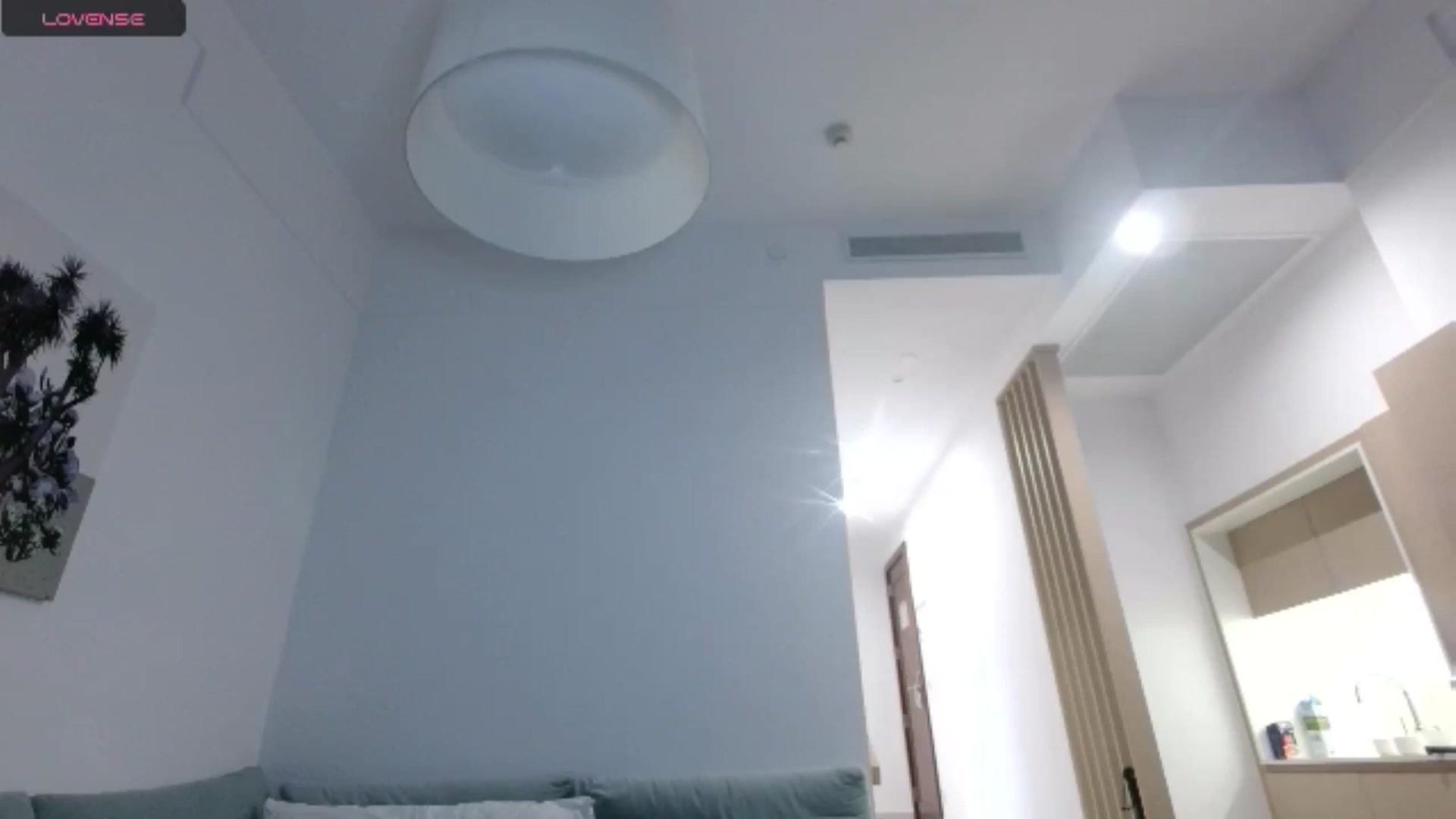 Gallery image thumbnail from innocentSamx's myfreecams stream on, 07/28/2024, 20:57 image 18 of 20