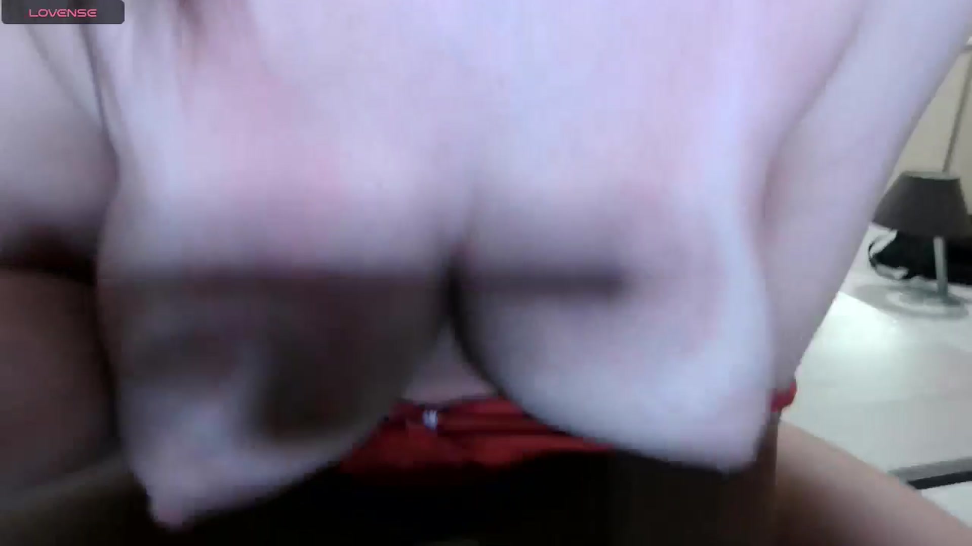 Gallery image thumbnail from innocentSamx's myfreecams stream on, 07/28/2024, 22:56 image 10 of 20