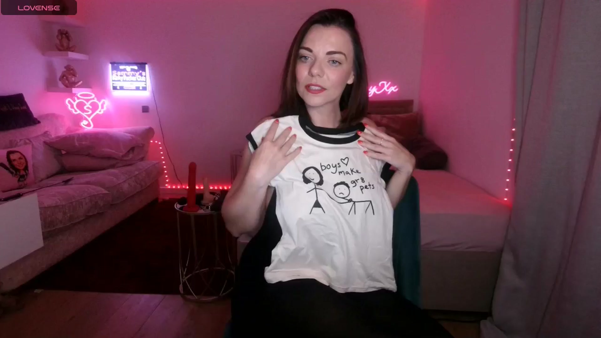 Gallery image thumbnail from innocentSamx's myfreecams stream on, 08/08/2024, 21:23 image 1 of 20
