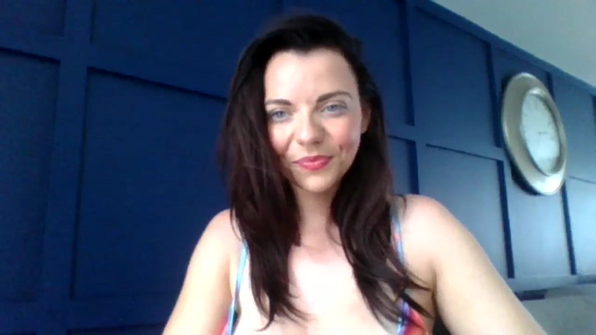 Gallery image thumbnail from innocentSamx's myfreecams stream on, 08/14/2024, 13:52 image 12 of 20