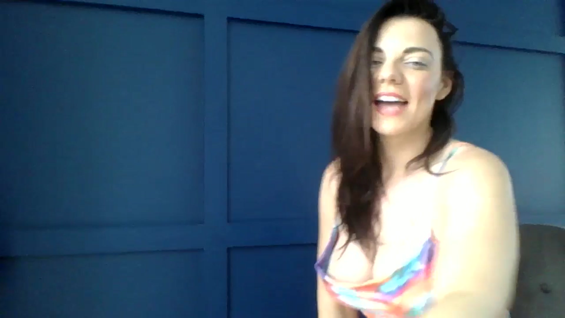 Gallery image thumbnail from innocentSamx's myfreecams stream on, 08/14/2024, 14:36 image 13 of 20