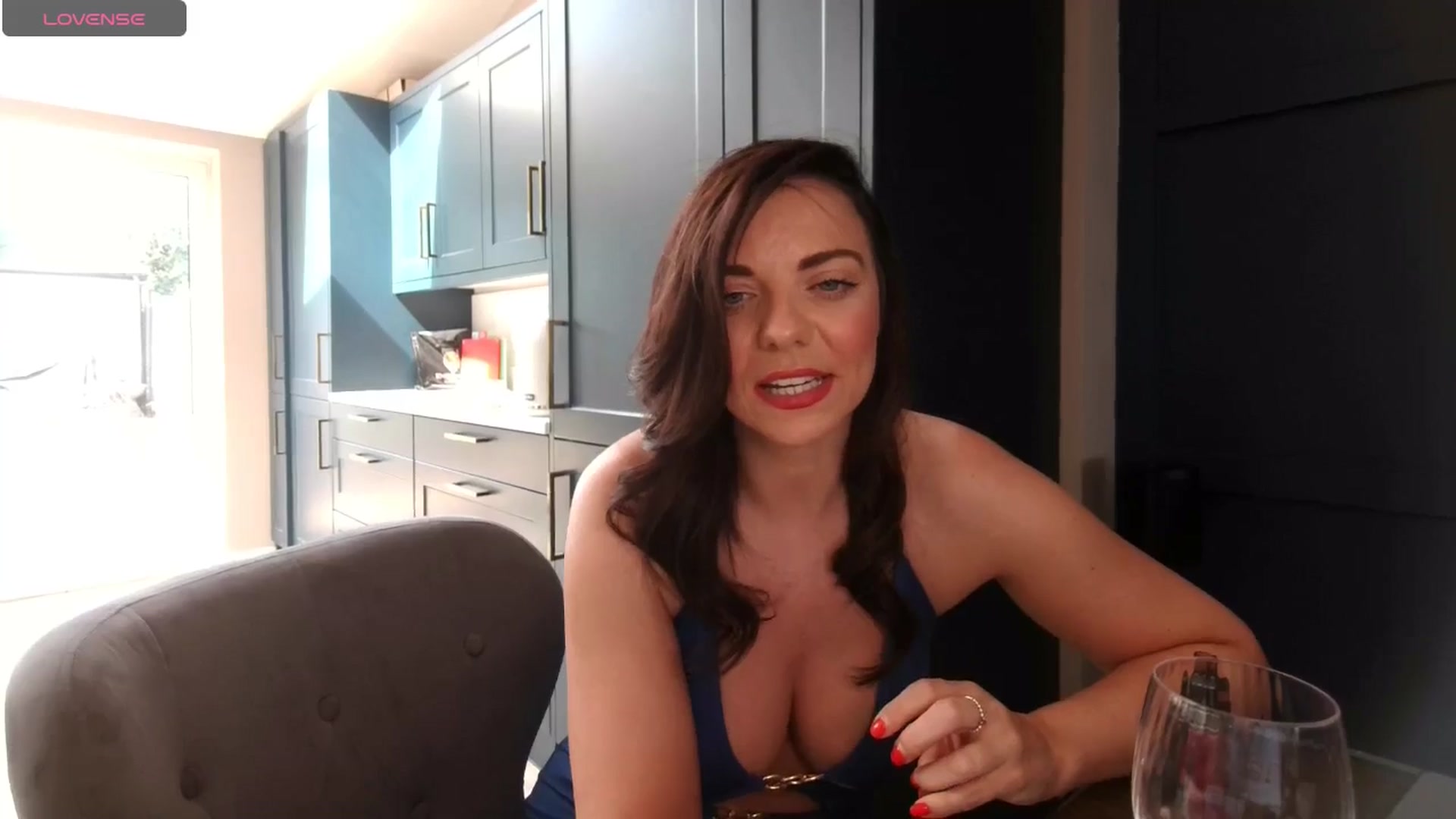 Gallery image thumbnail from innocentSamx's myfreecams stream on, 08/16/2024, 13:33 image 19 of 20