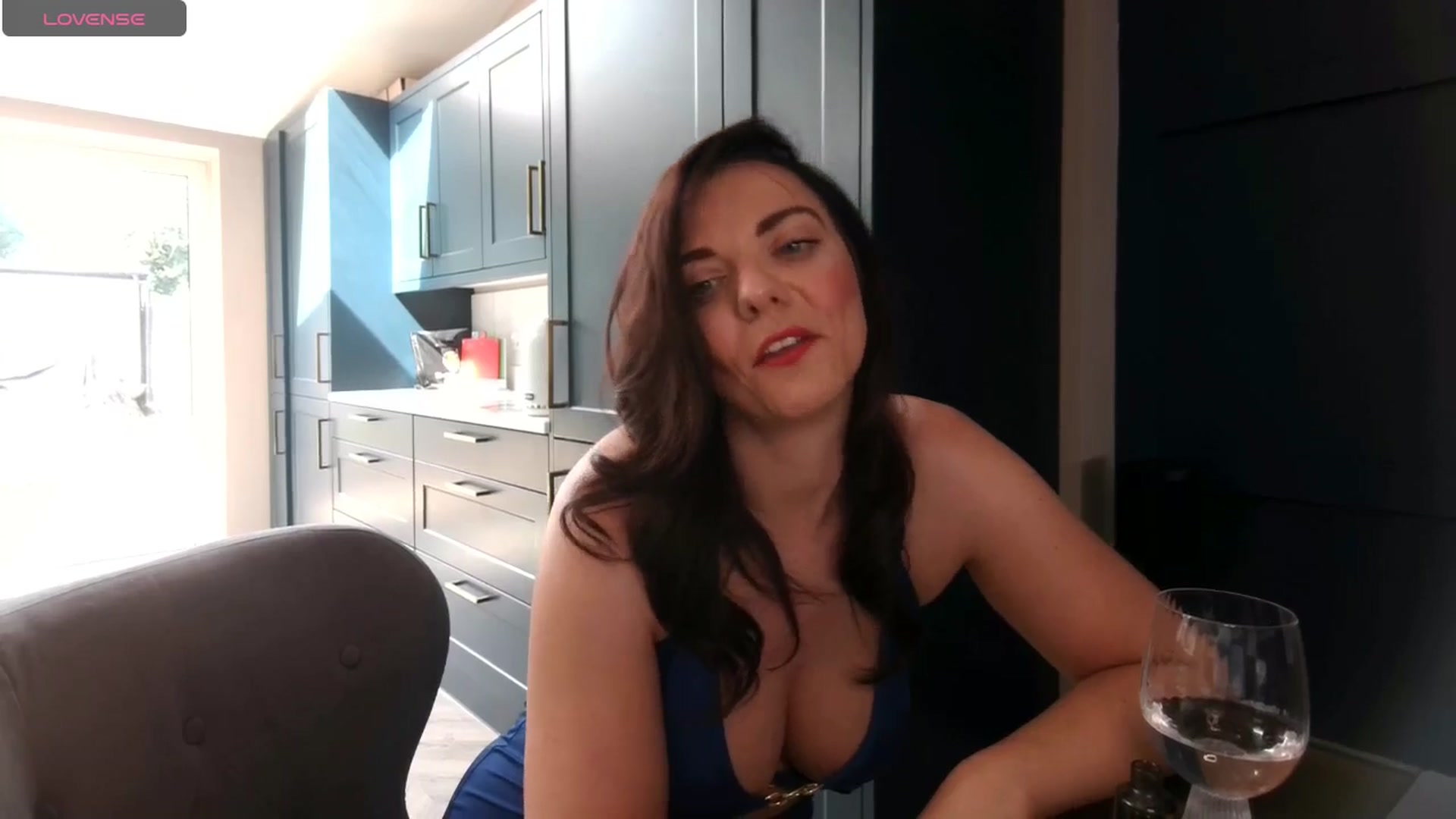 Gallery image thumbnail from innocentSamx's myfreecams stream on, 08/16/2024, 13:33 image 13 of 20