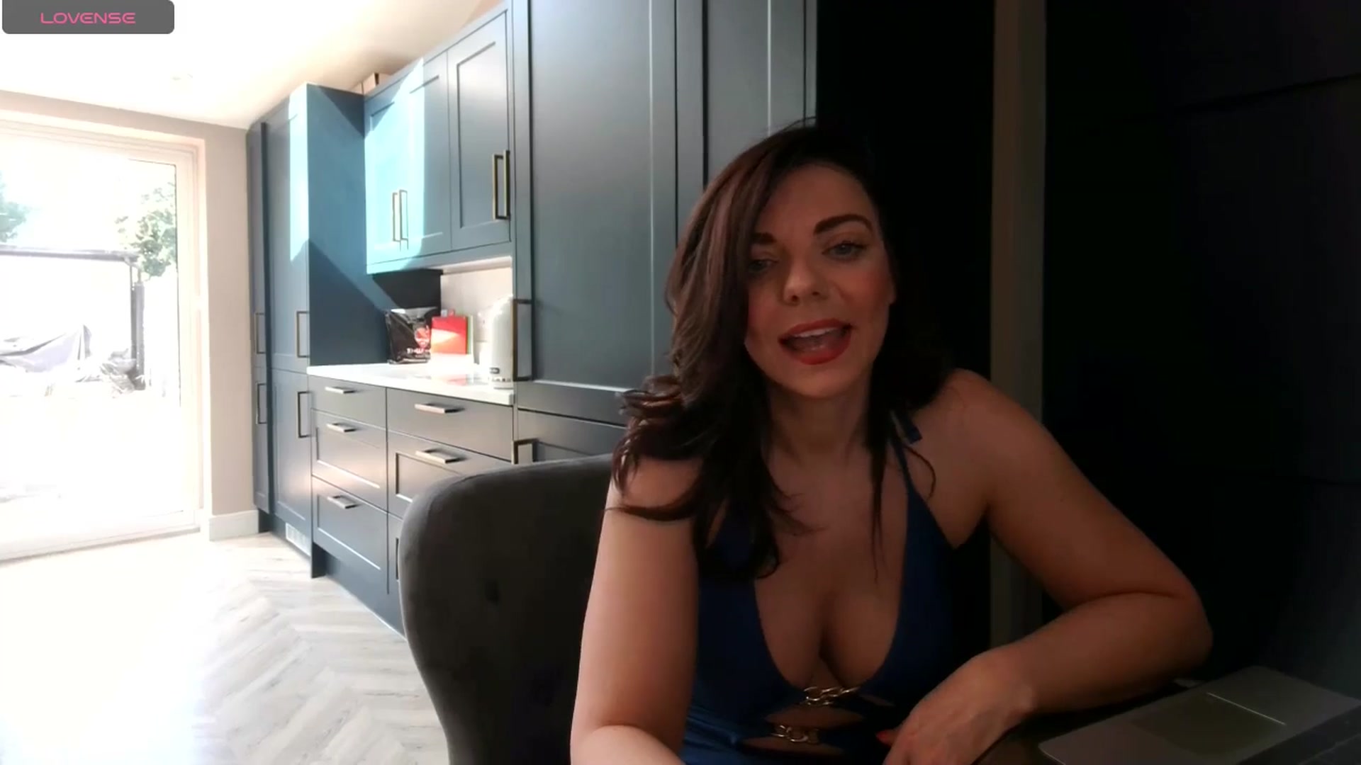Gallery image thumbnail from innocentSamx's myfreecams stream on, 08/16/2024, 14:51 image 2 of 20