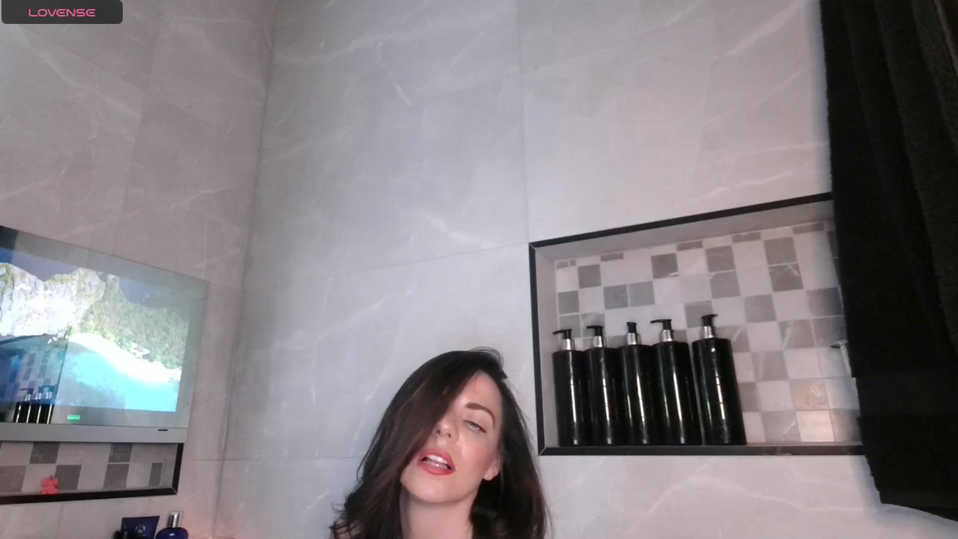 Gallery image thumbnail from innocentSamx's myfreecams stream on, 08/16/2024, 20:05 image 7 of 20