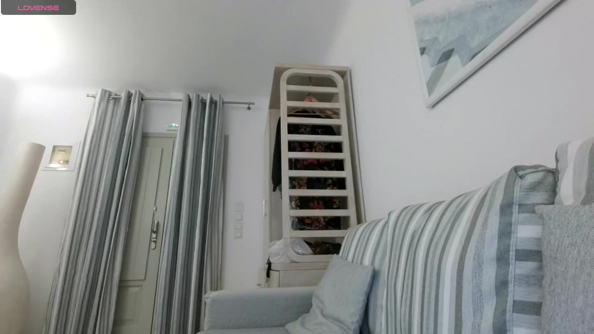 Gallery image thumbnail from innocentSamx's myfreecams stream on, 08/25/2024, 19:31 image 6 of 20