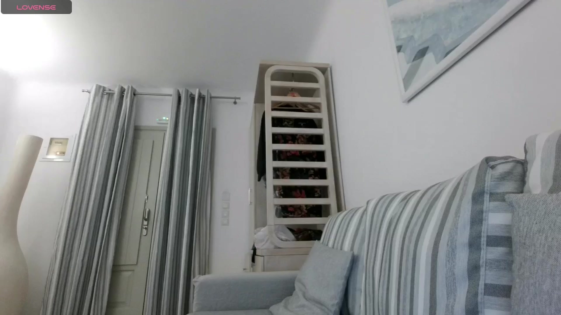 Gallery image thumbnail from innocentSamx's myfreecams stream on, 08/25/2024, 19:31 image 7 of 20