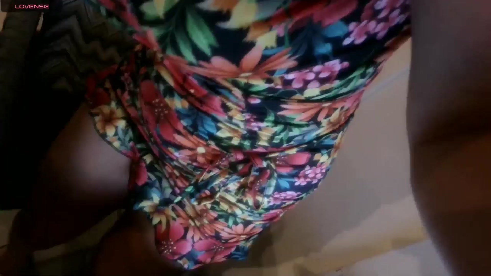 Gallery image thumbnail from innocentSamx's myfreecams stream on, 08/25/2024, 22:03 image 7 of 20