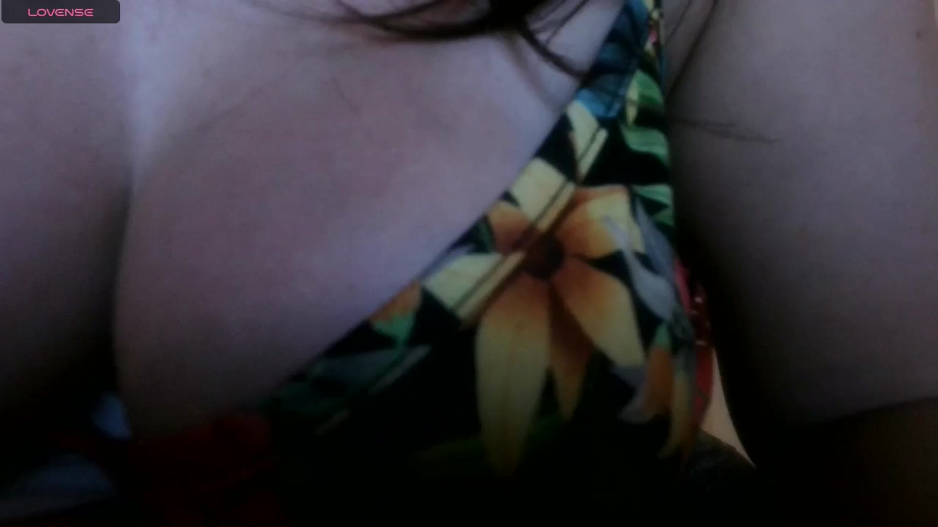 Gallery image thumbnail from innocentSamx's myfreecams stream on, 08/25/2024, 22:03 image 12 of 20