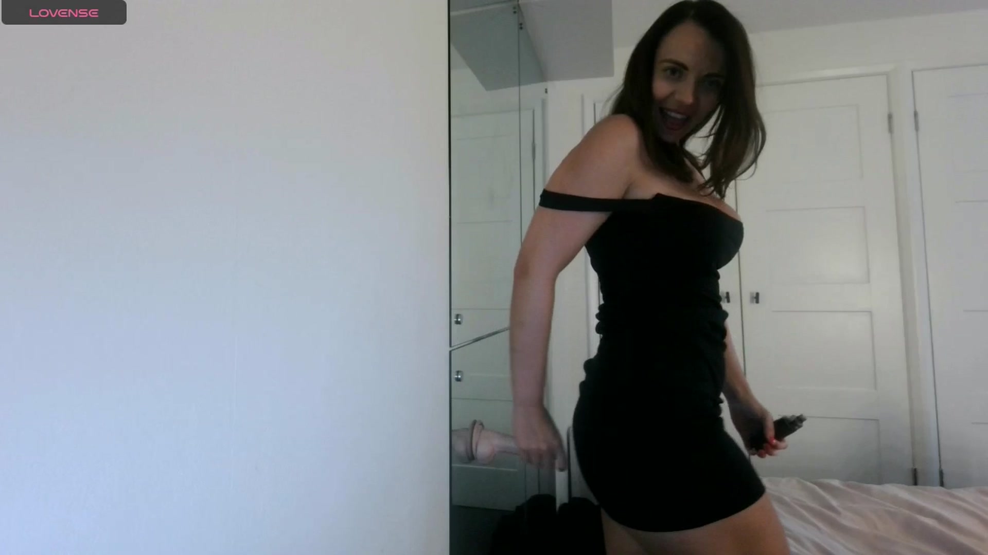 Gallery image thumbnail from innocentSamx's myfreecams stream on, 08/31/2024, 14:51 image 7 of 20