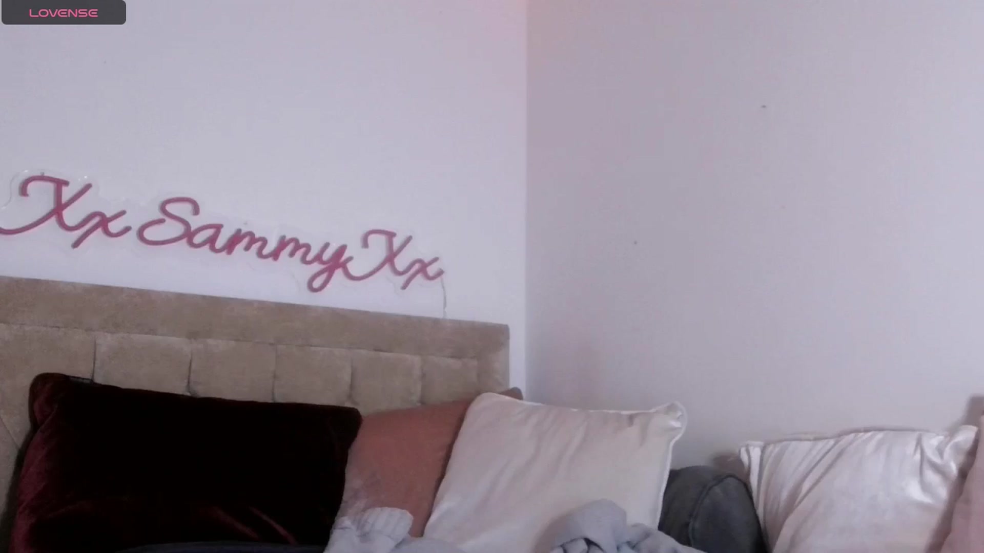 Gallery image thumbnail from innocentSamx's myfreecams stream on, 09/04/2024, 14:54 image 9 of 20