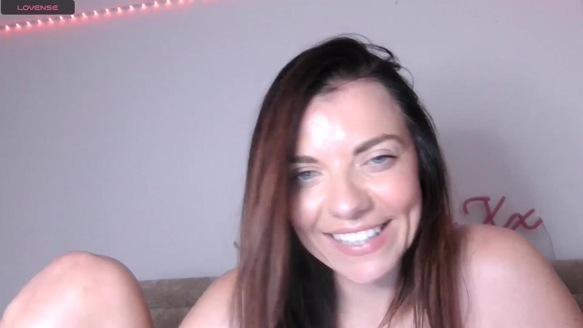 Gallery image thumbnail from innocentSamx's myfreecams stream on, 09/04/2024, 17:06 image 13 of 20