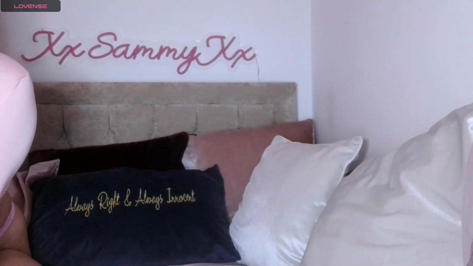 Gallery image thumbnail from innocentSamx's myfreecams stream on, 09/04/2024, 21:16 image 7 of 20