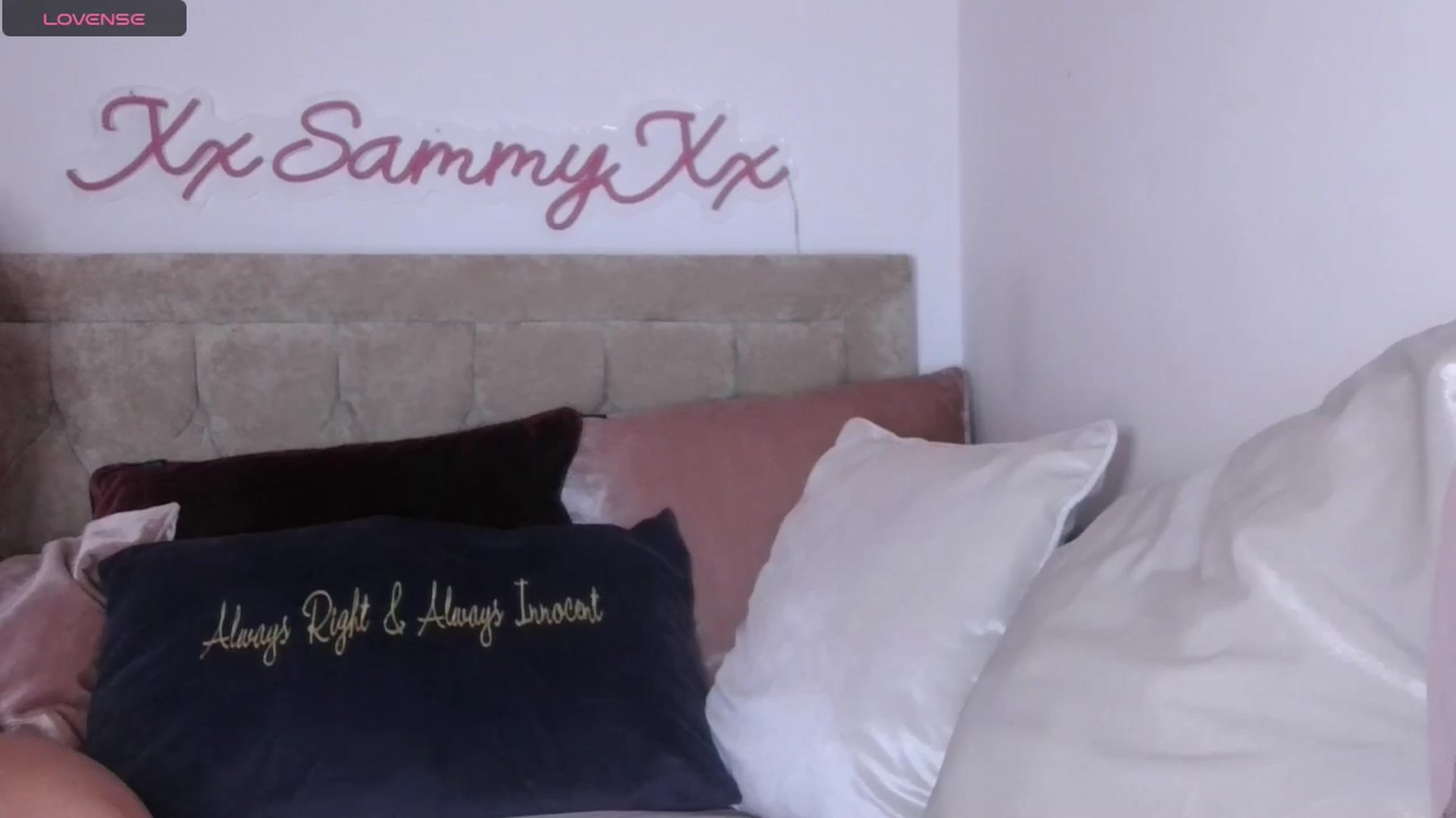 Gallery image thumbnail from innocentSamx's myfreecams stream on, 09/04/2024, 21:16 image 10 of 20