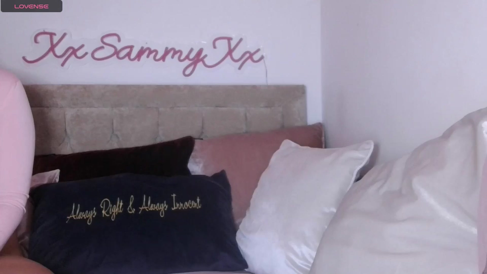 Gallery image thumbnail from innocentSamx's myfreecams stream on, 09/04/2024, 21:16 image 8 of 20
