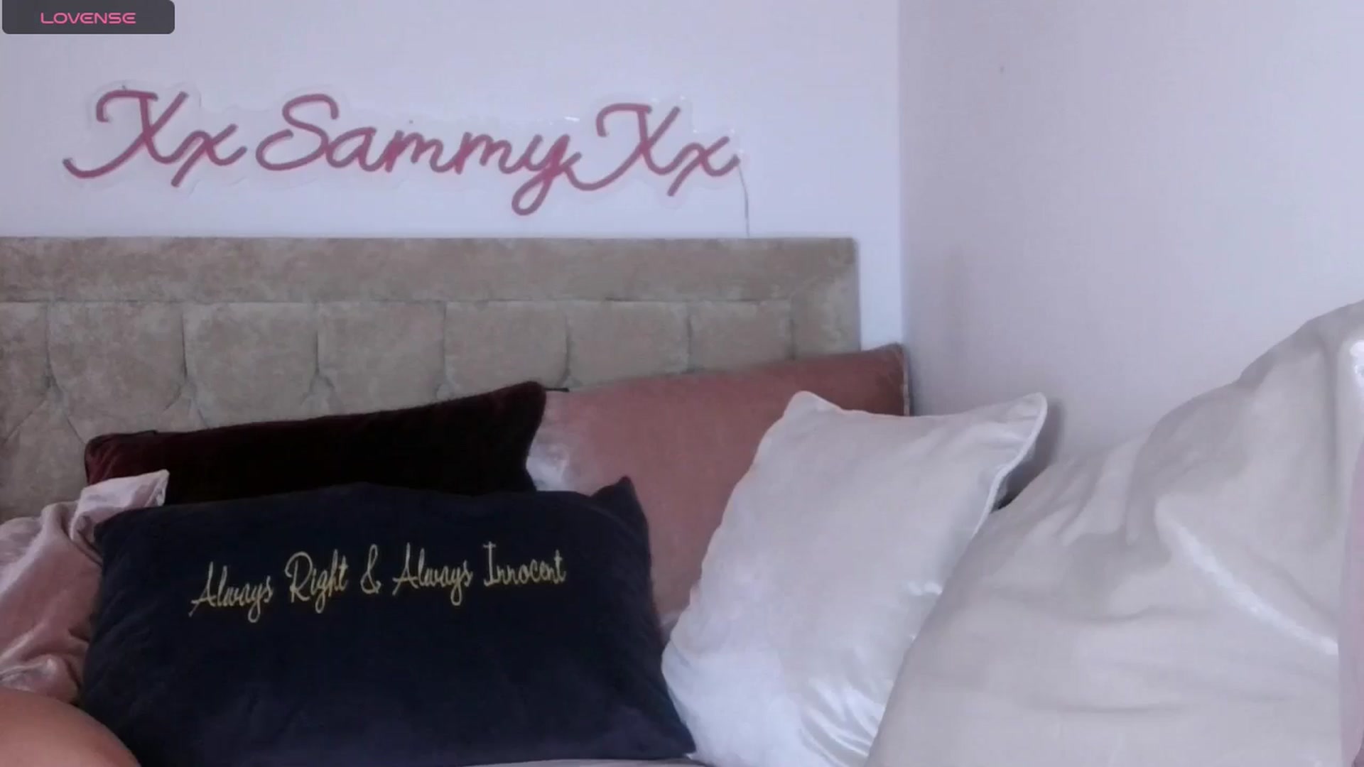Gallery image thumbnail from innocentSamx's myfreecams stream on, 09/04/2024, 21:16 image 11 of 20