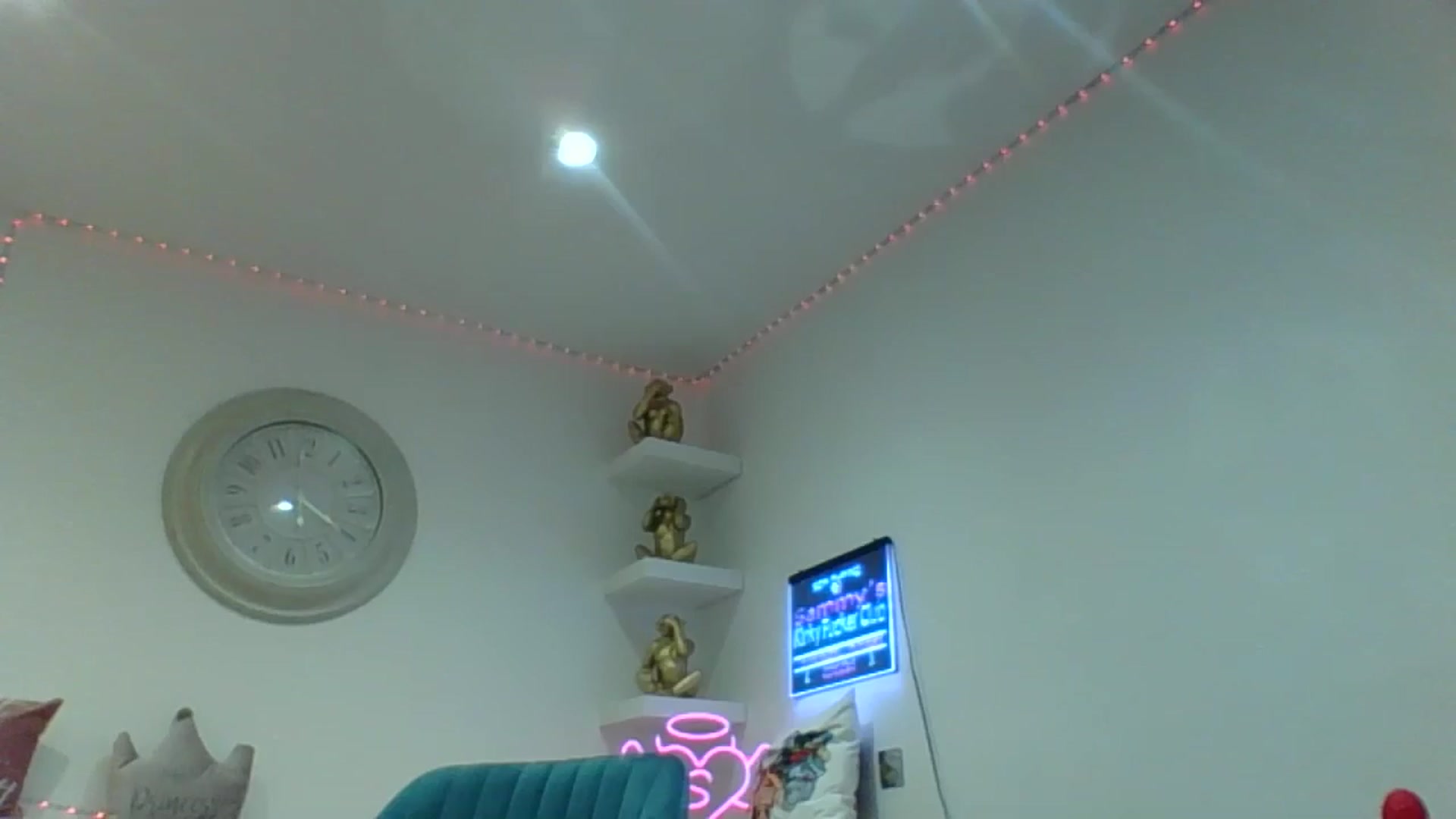 Gallery image thumbnail from innocentSamx's myfreecams stream on, 09/12/2024, 15:10 image 17 of 20
